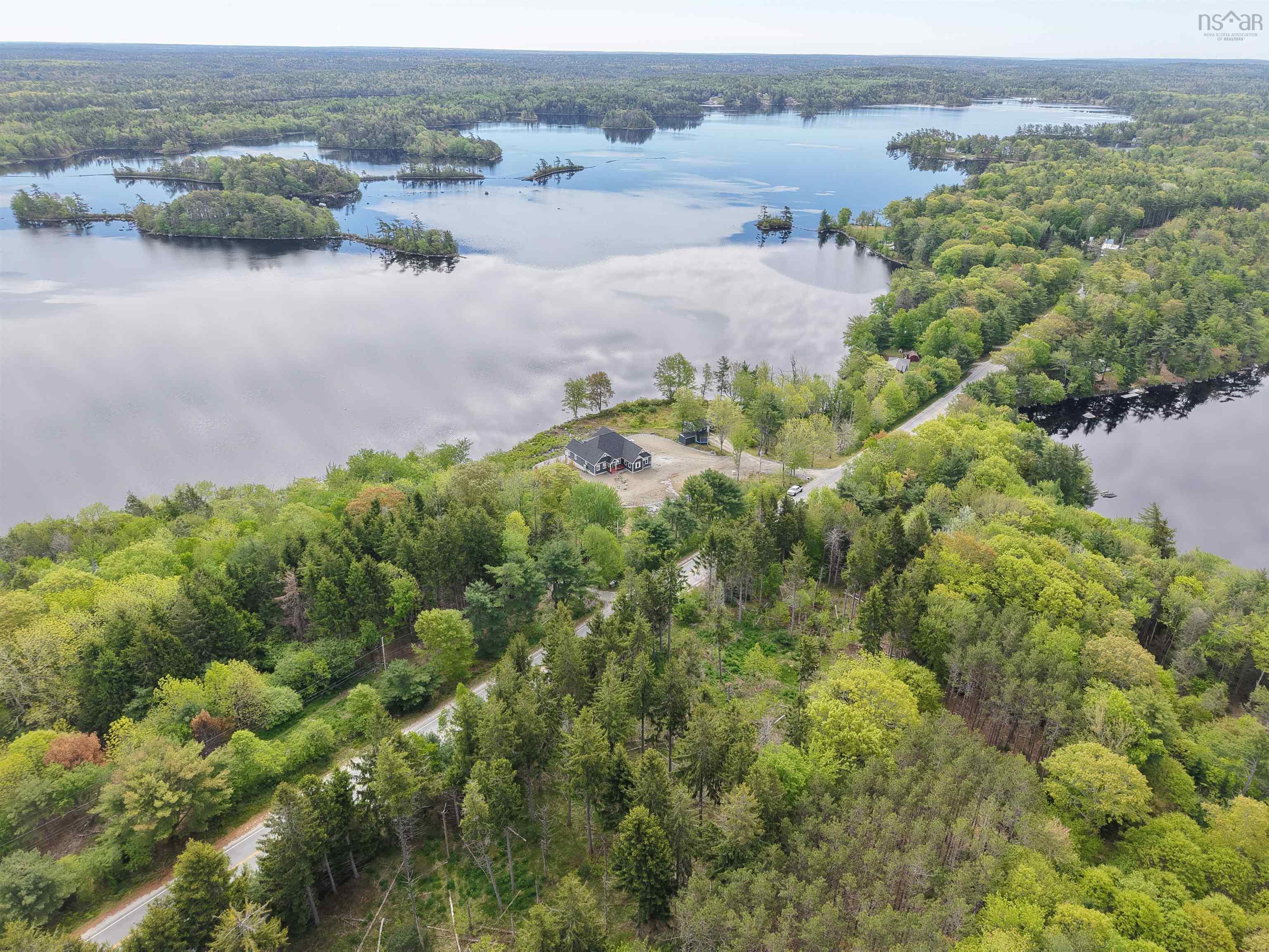 $1,680,000.00: 3224 203 Highway, Middle Ohio