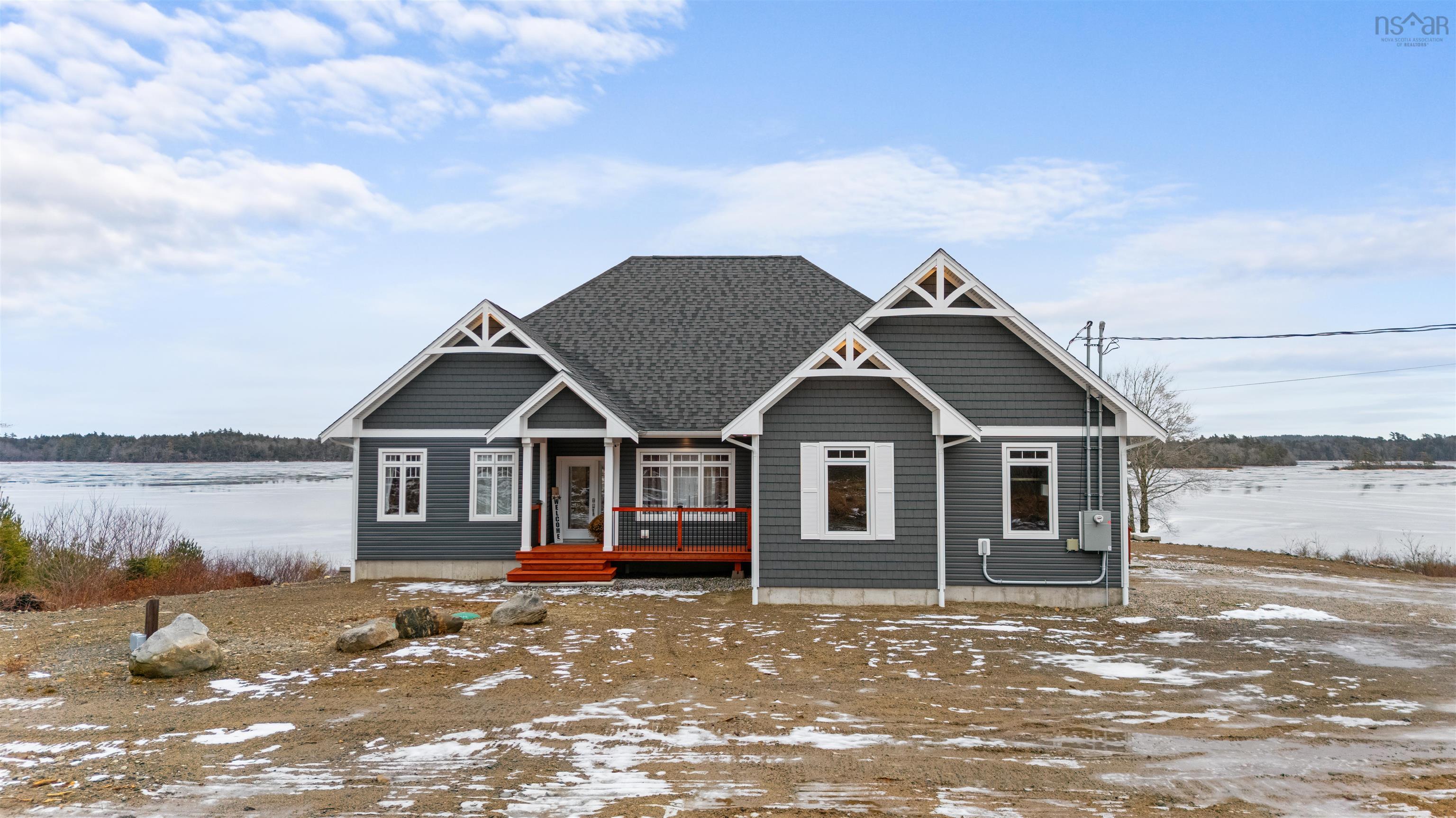 $1,680,000.00: 3224 203 Highway, Middle Ohio