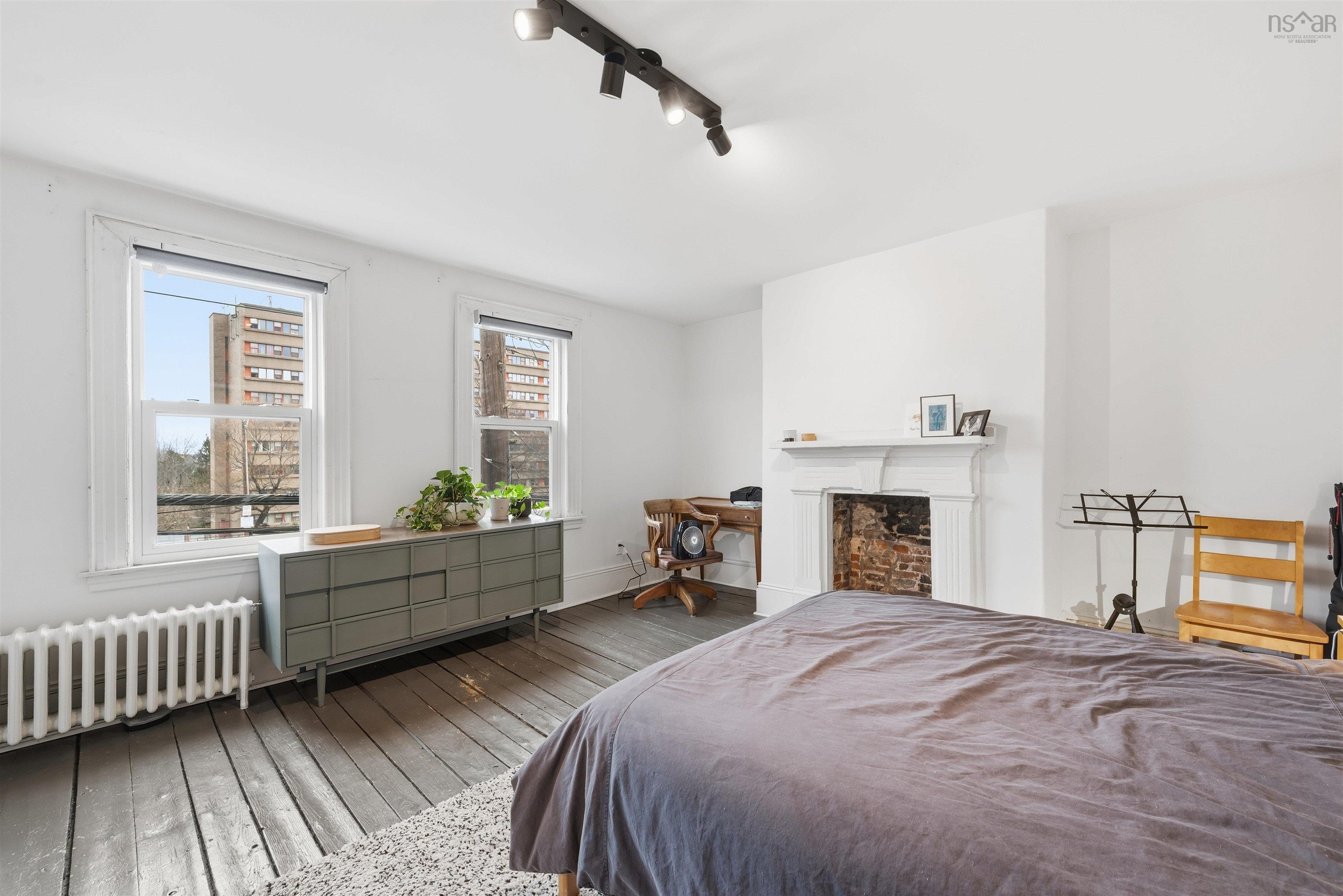 $725,000.00: 2464 Creighton Street, Halifax