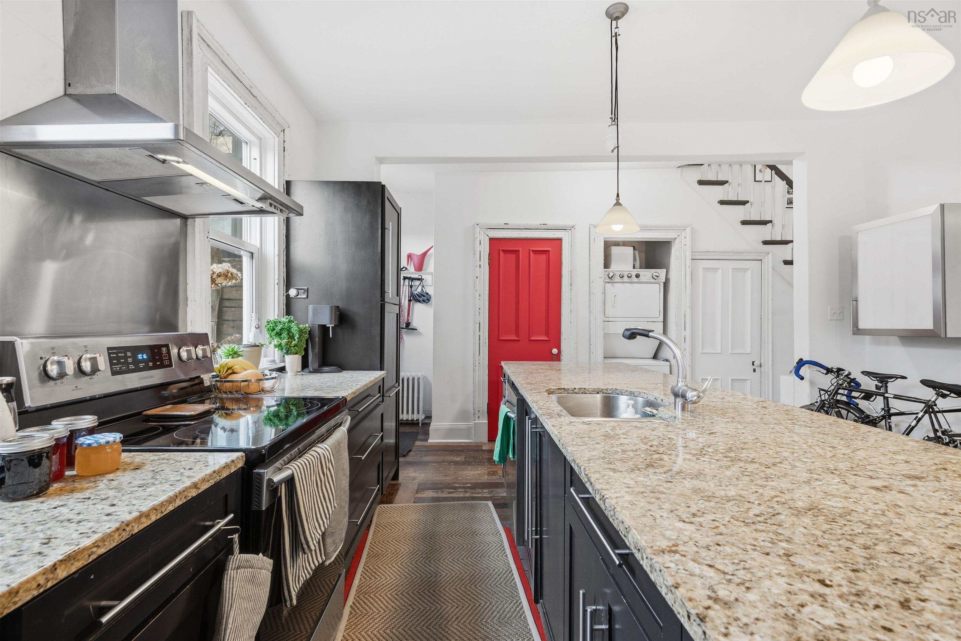 $725,000.00: 2464 Creighton Street, Halifax