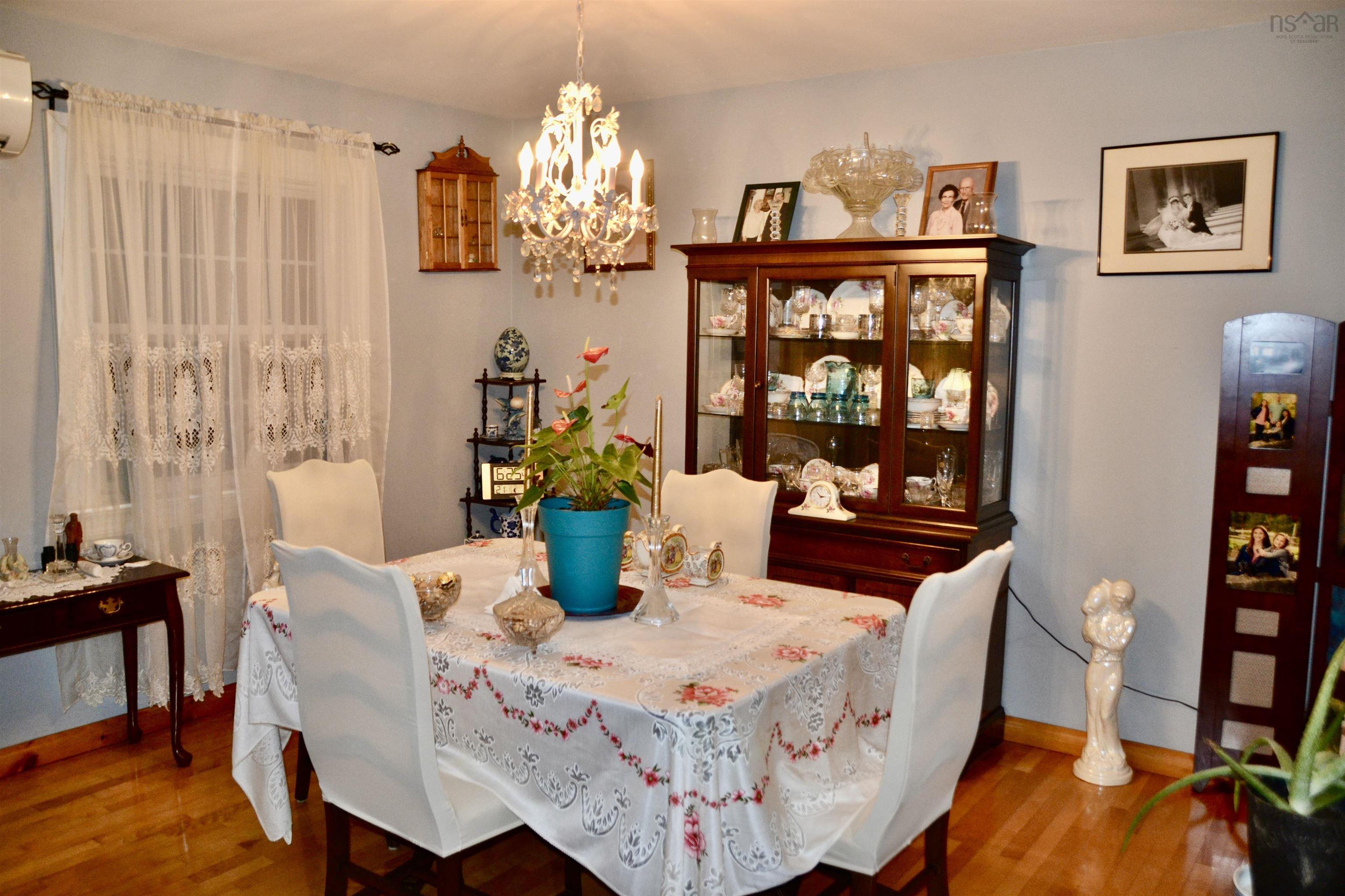 $434,900.00: 1112 River John Road, Hedgeville