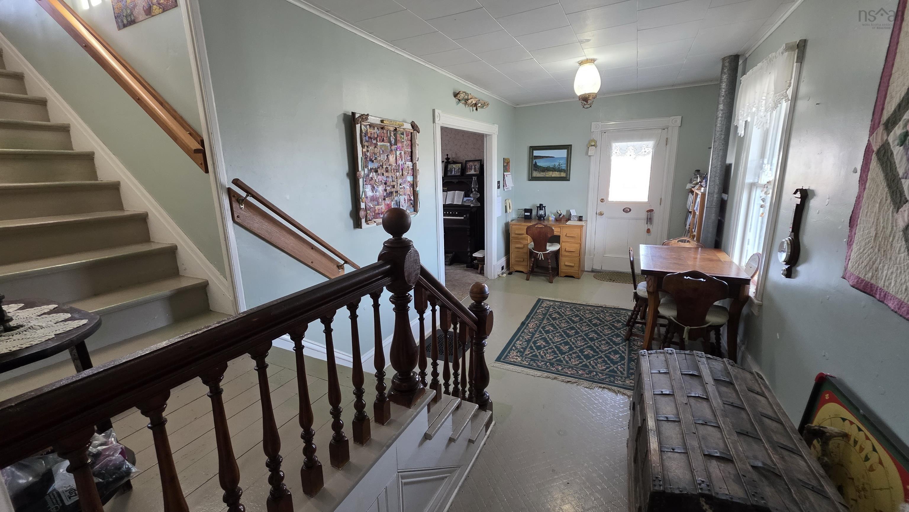 $349,000.00: 3702 209 Highway, Advocate Harbour