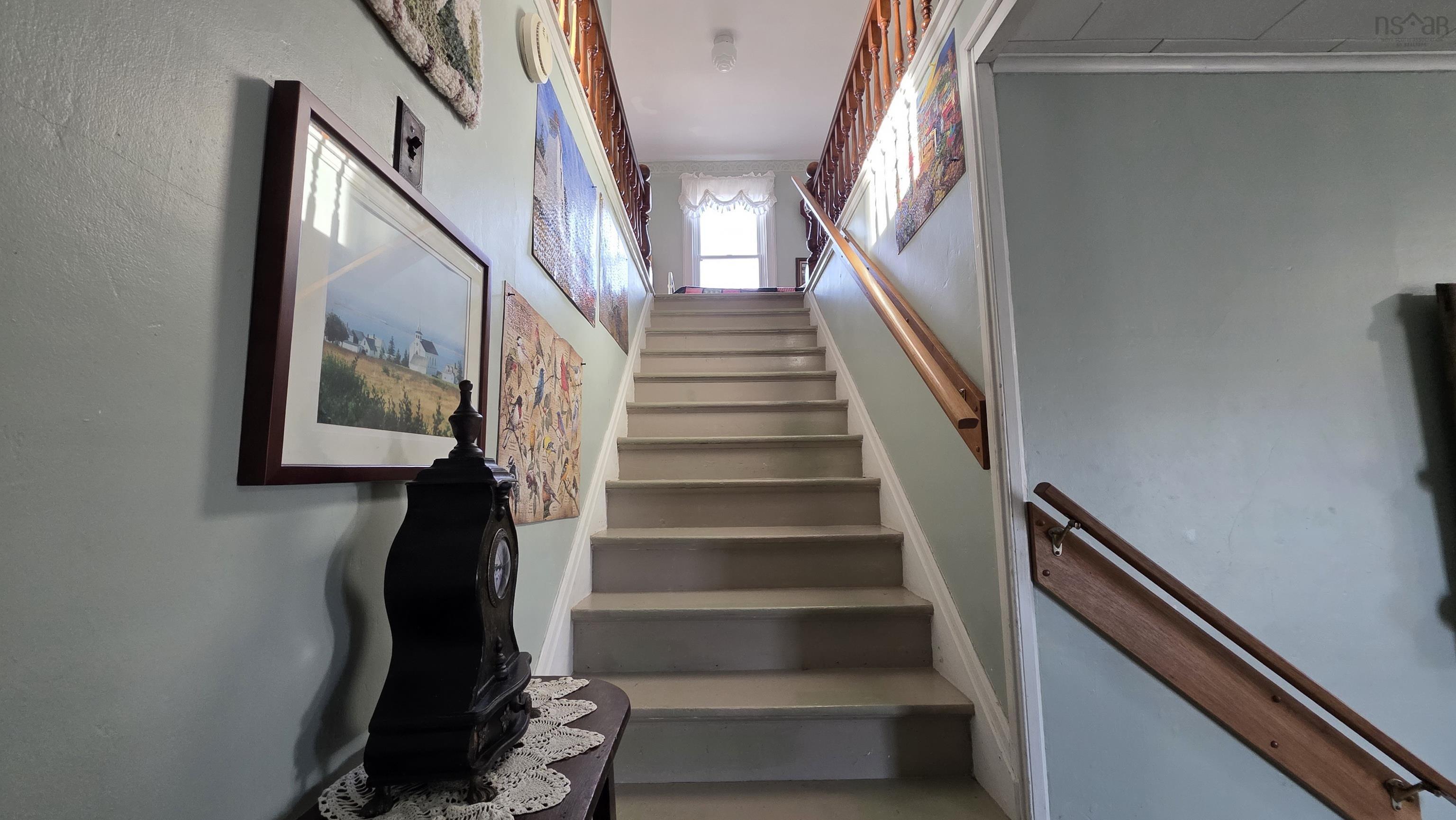 $349,000.00: 3702 209 Highway, Advocate Harbour