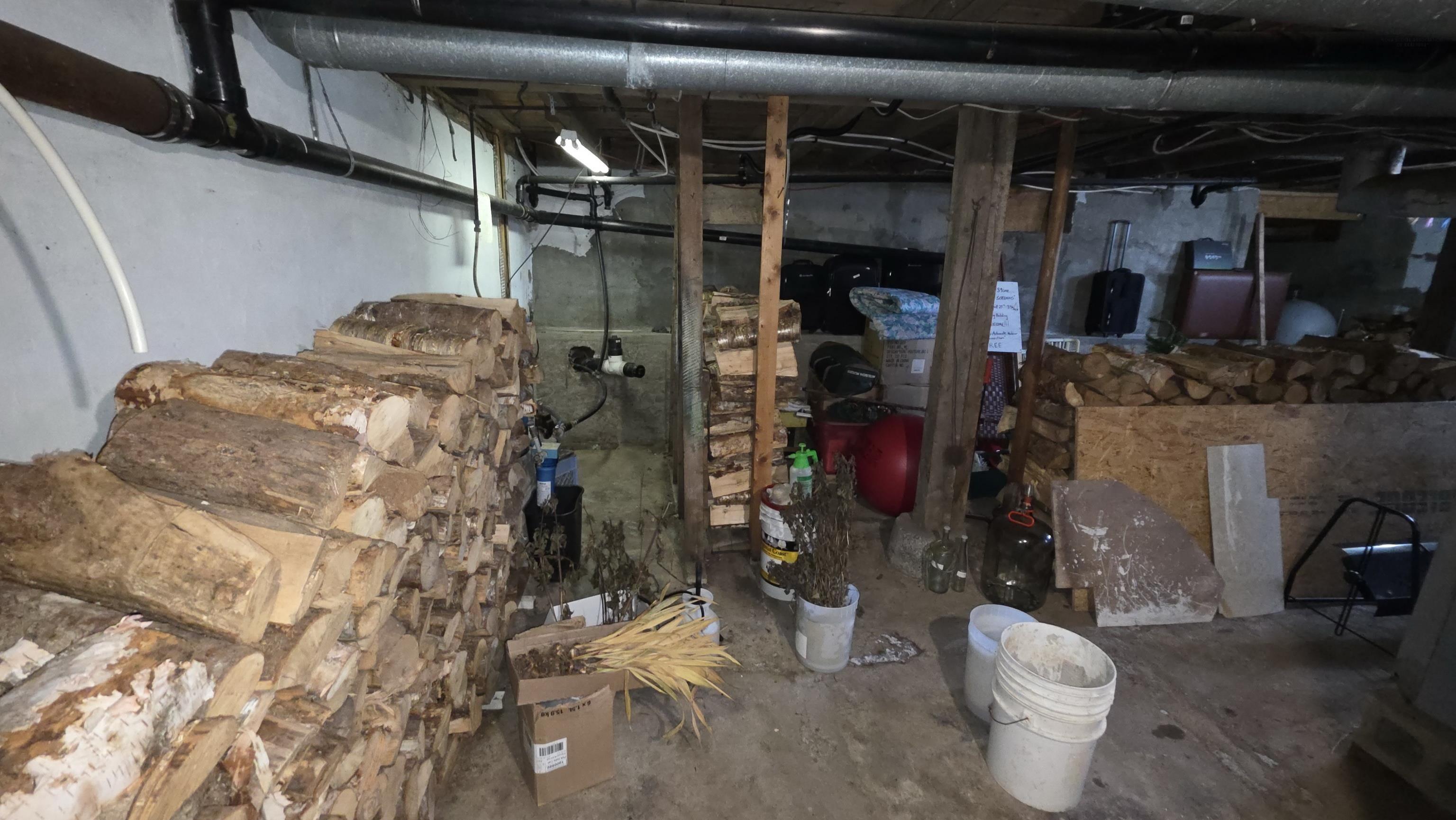 $349,000.00: 3702 209 Highway, Advocate Harbour