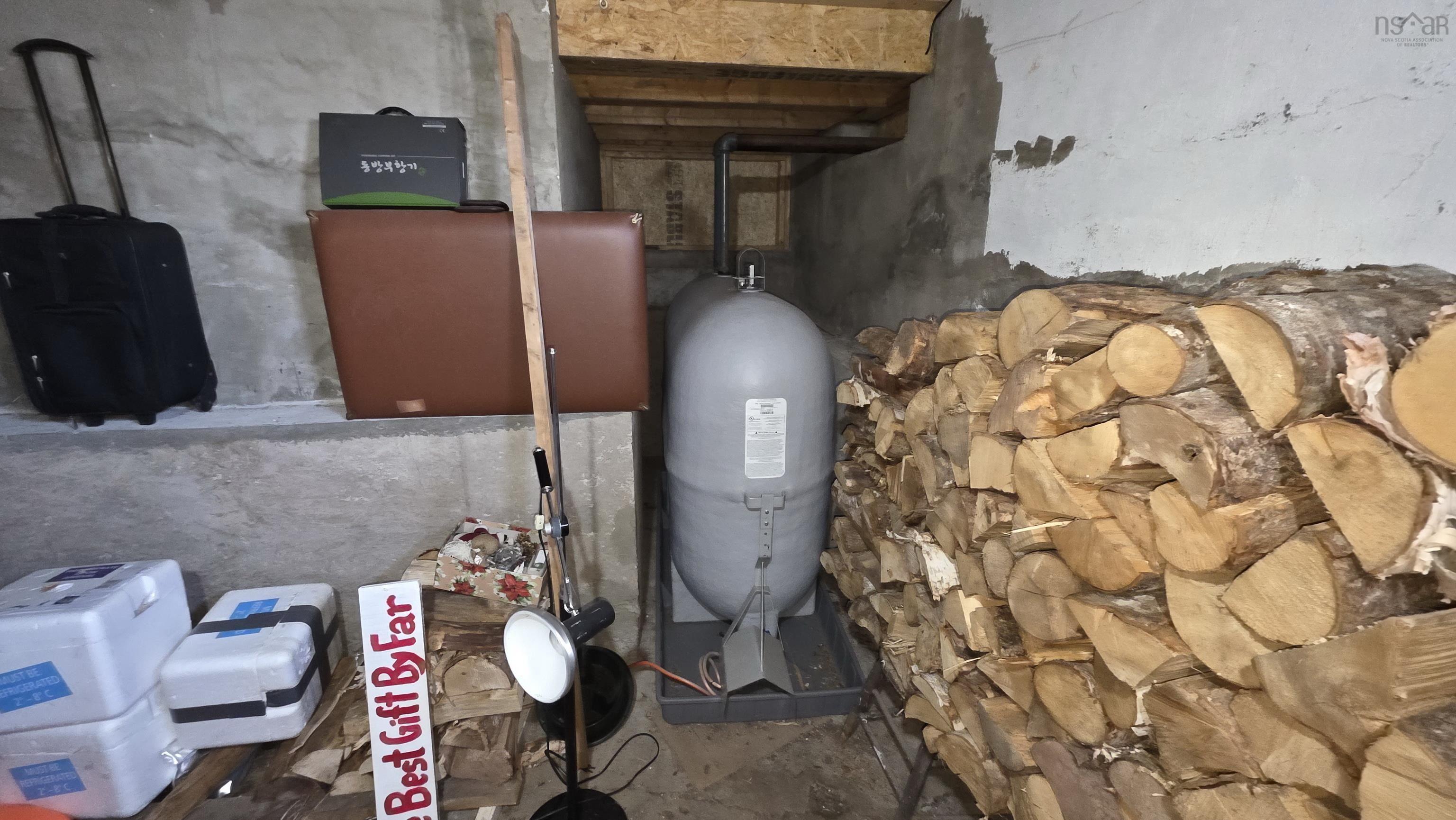 $349,000.00: 3702 209 Highway, Advocate Harbour