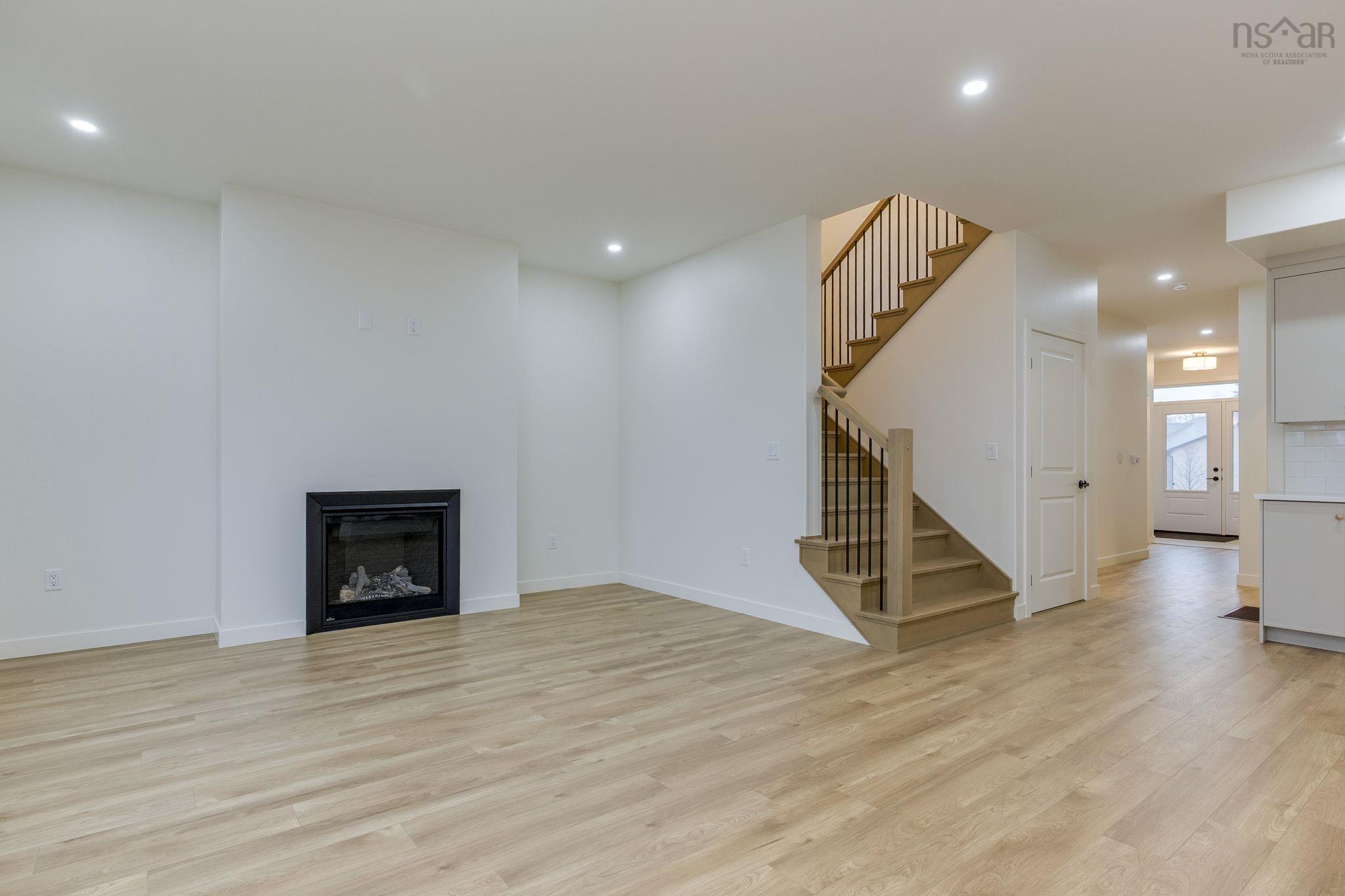 $982,500.00: GW-5 32 Gardenia Way, Dartmouth