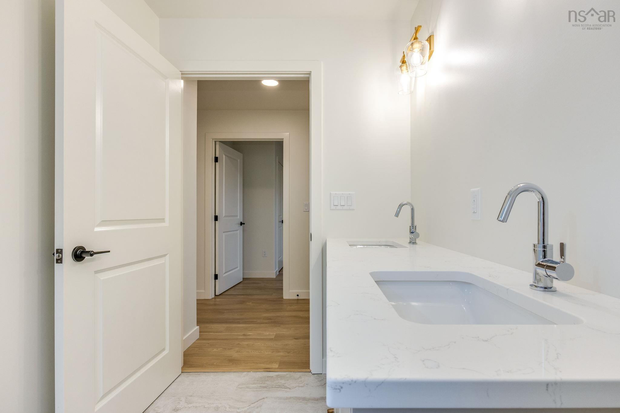 $982,500.00: GW-5 32 Gardenia Way, Dartmouth