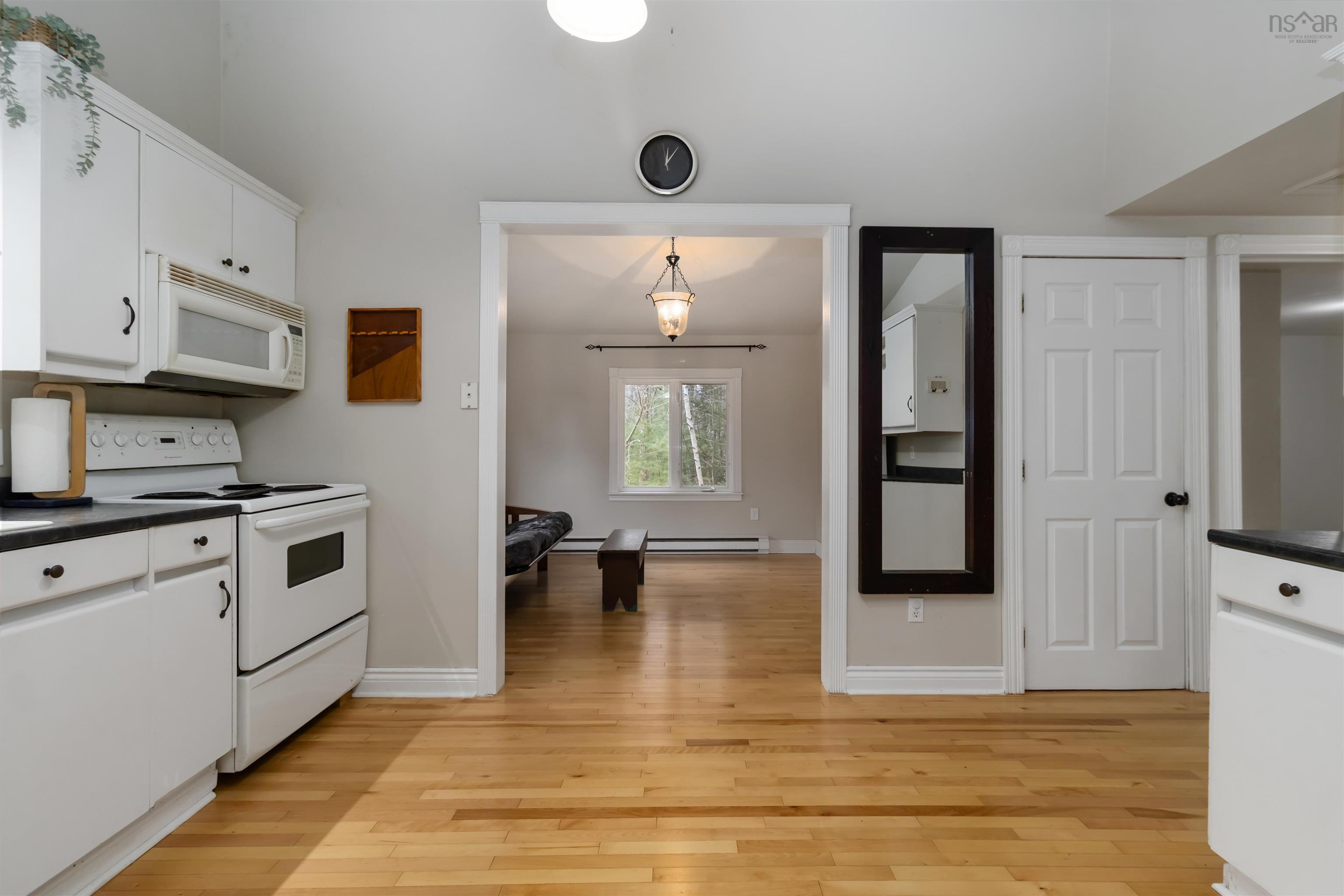 $292,400.00: 186 Old Kettle Road, Mill Village