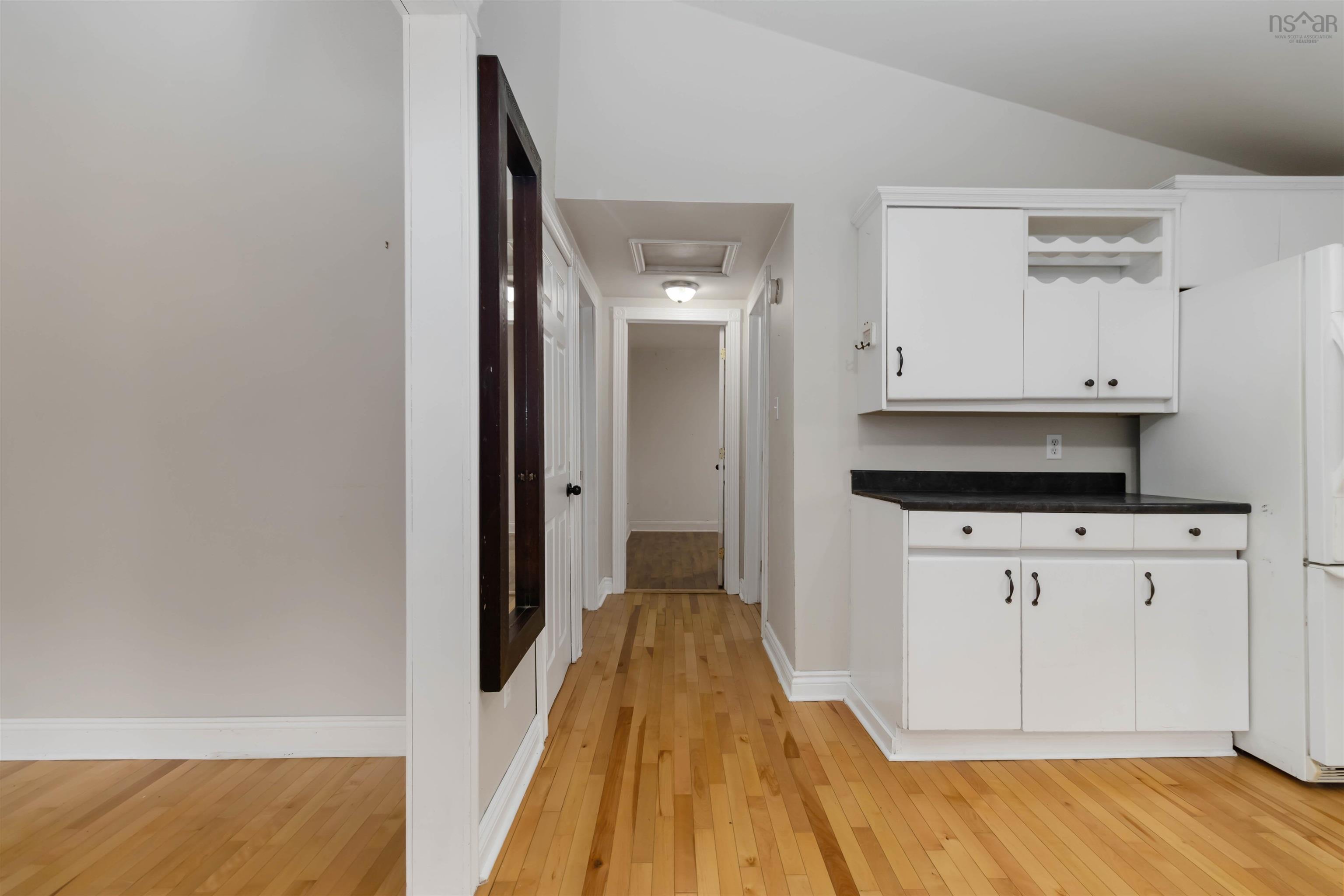 $292,400.00: 186 Old Kettle Road, Mill Village