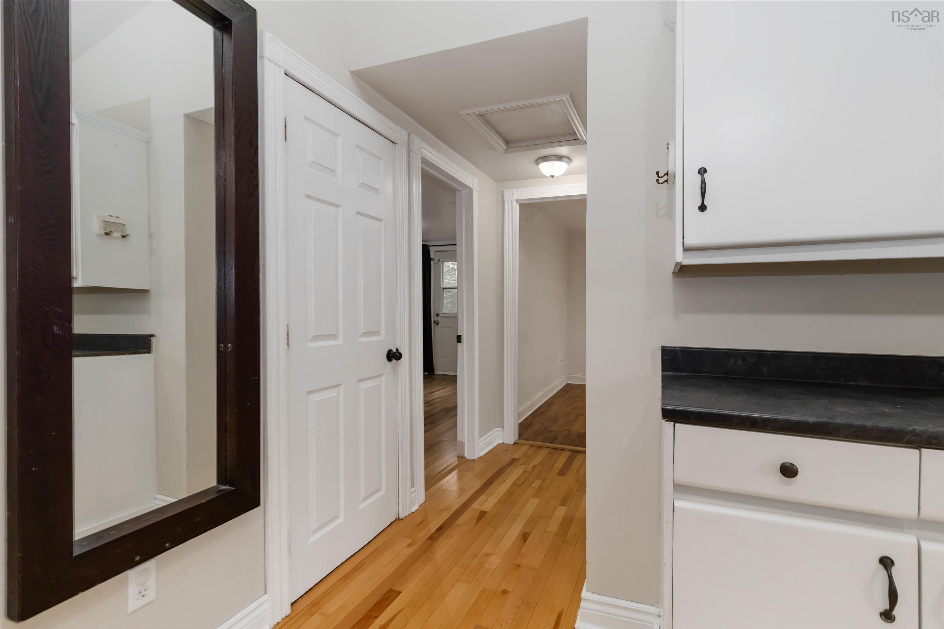 $292,400.00: 186 Old Kettle Road, Mill Village