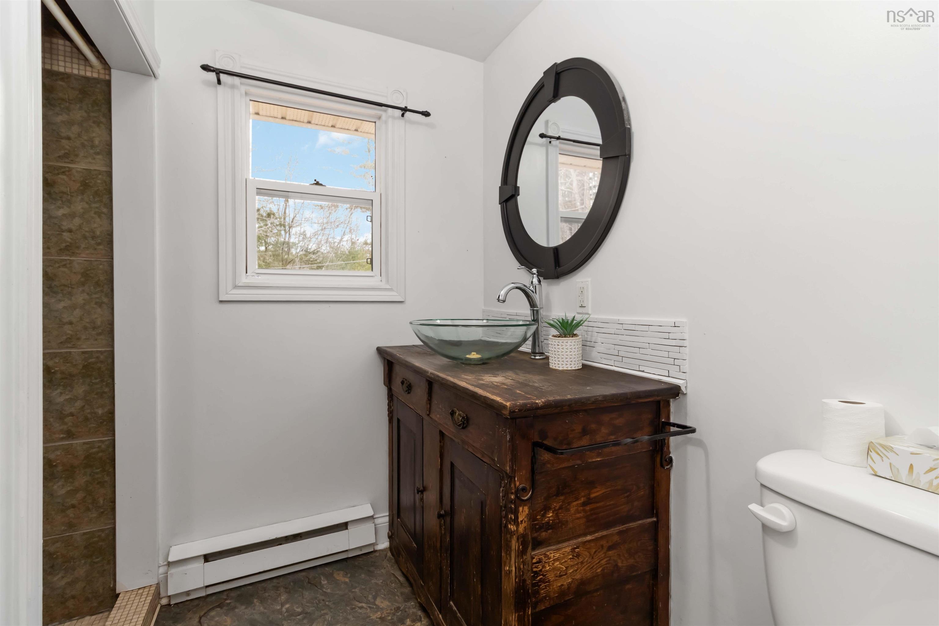 $292,400.00: 186 Old Kettle Road, Mill Village
