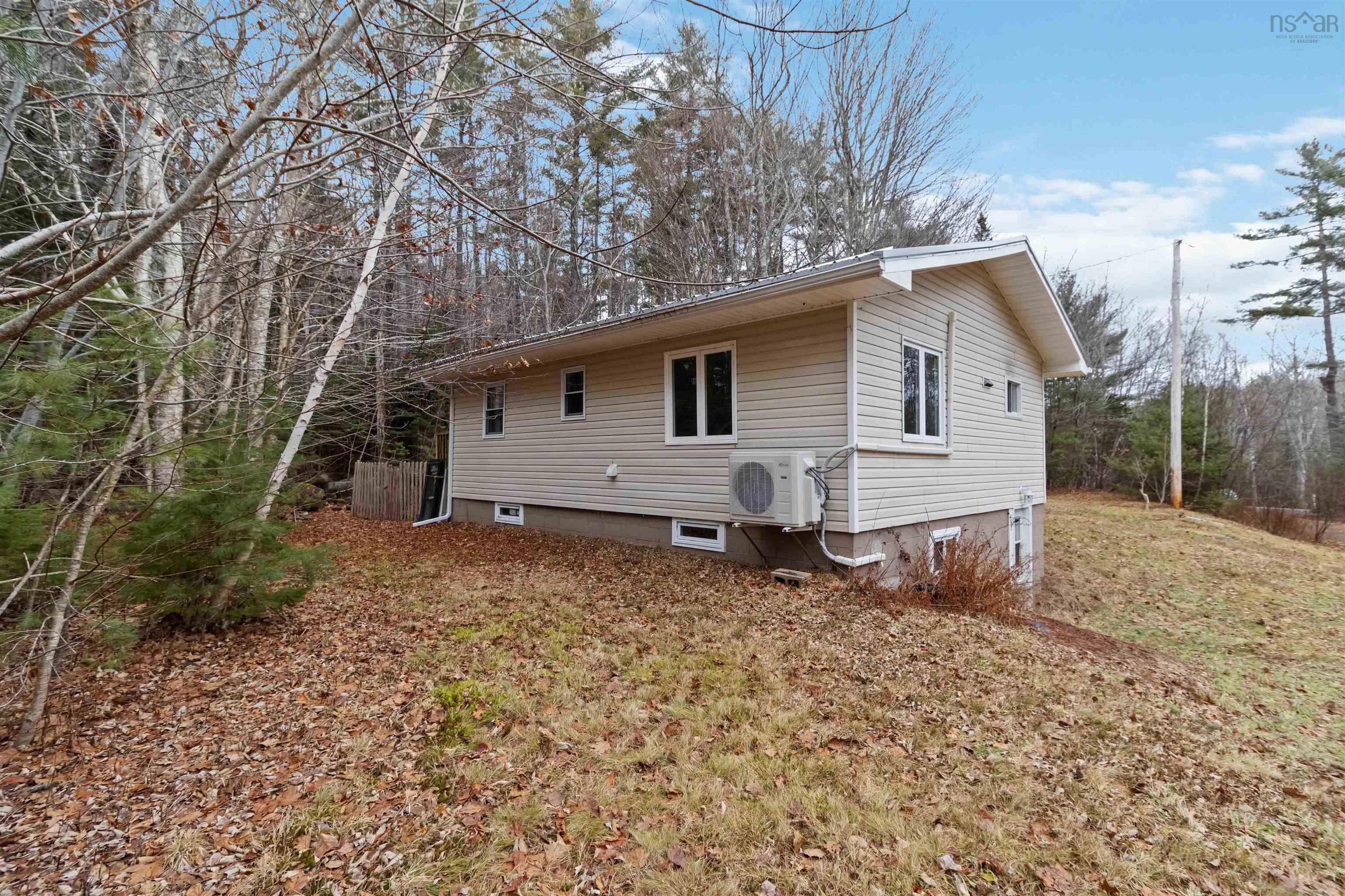 $292,400.00: 186 Old Kettle Road, Mill Village