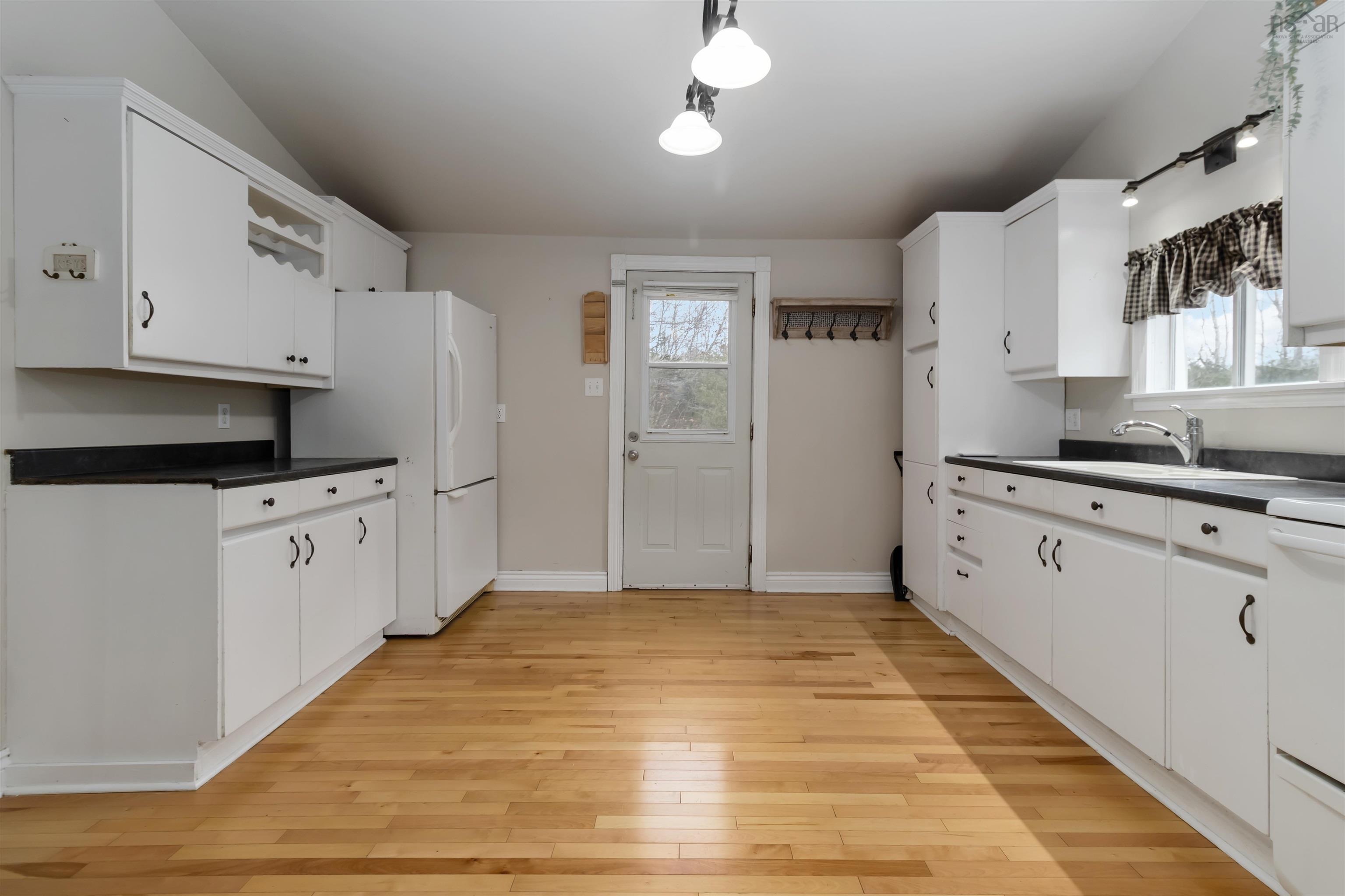 $292,400.00: 186 Old Kettle Road, Mill Village