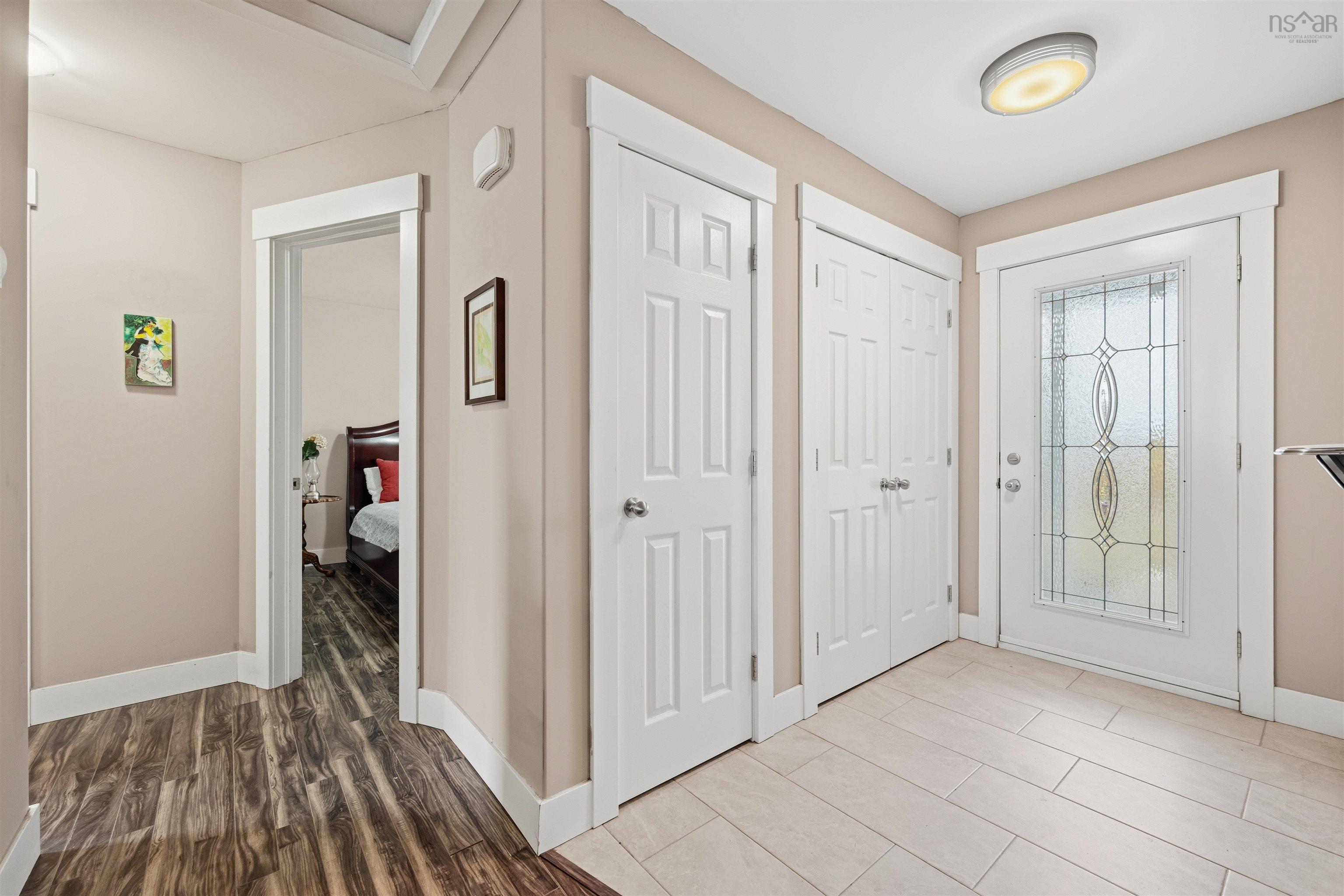 $565,000.00: 281 Heselton Drive, Ostrea Lake