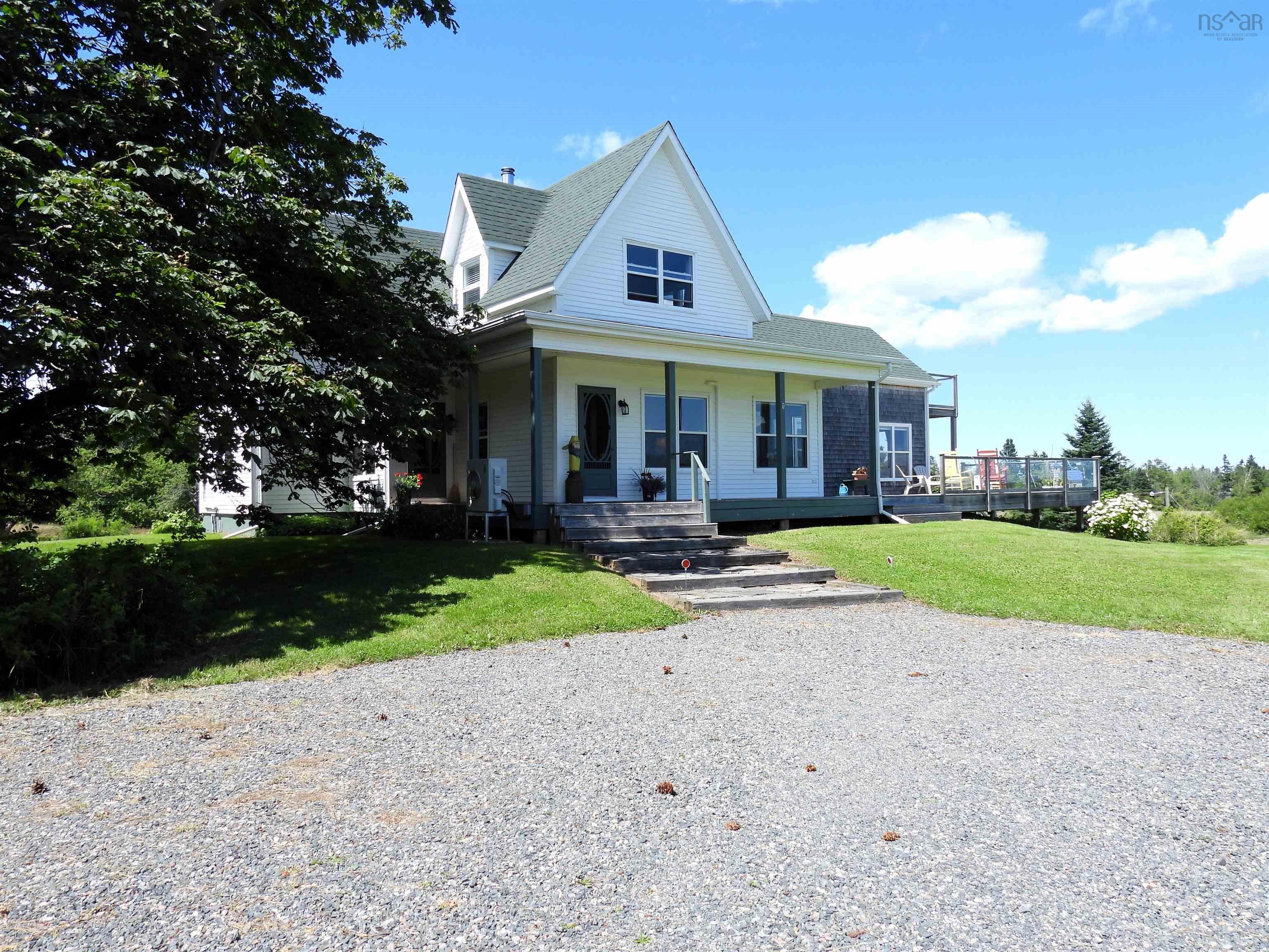 $549,900.00: 5939 366 Highway, Lorneville