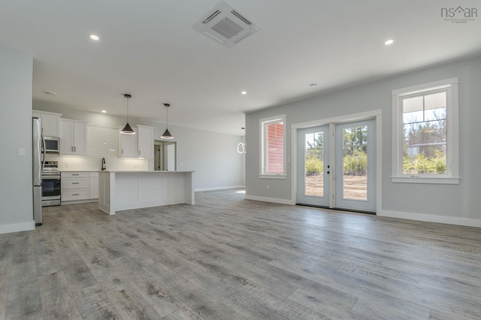 $675,000.00: 206 Rivercrest Lane, Greenwood