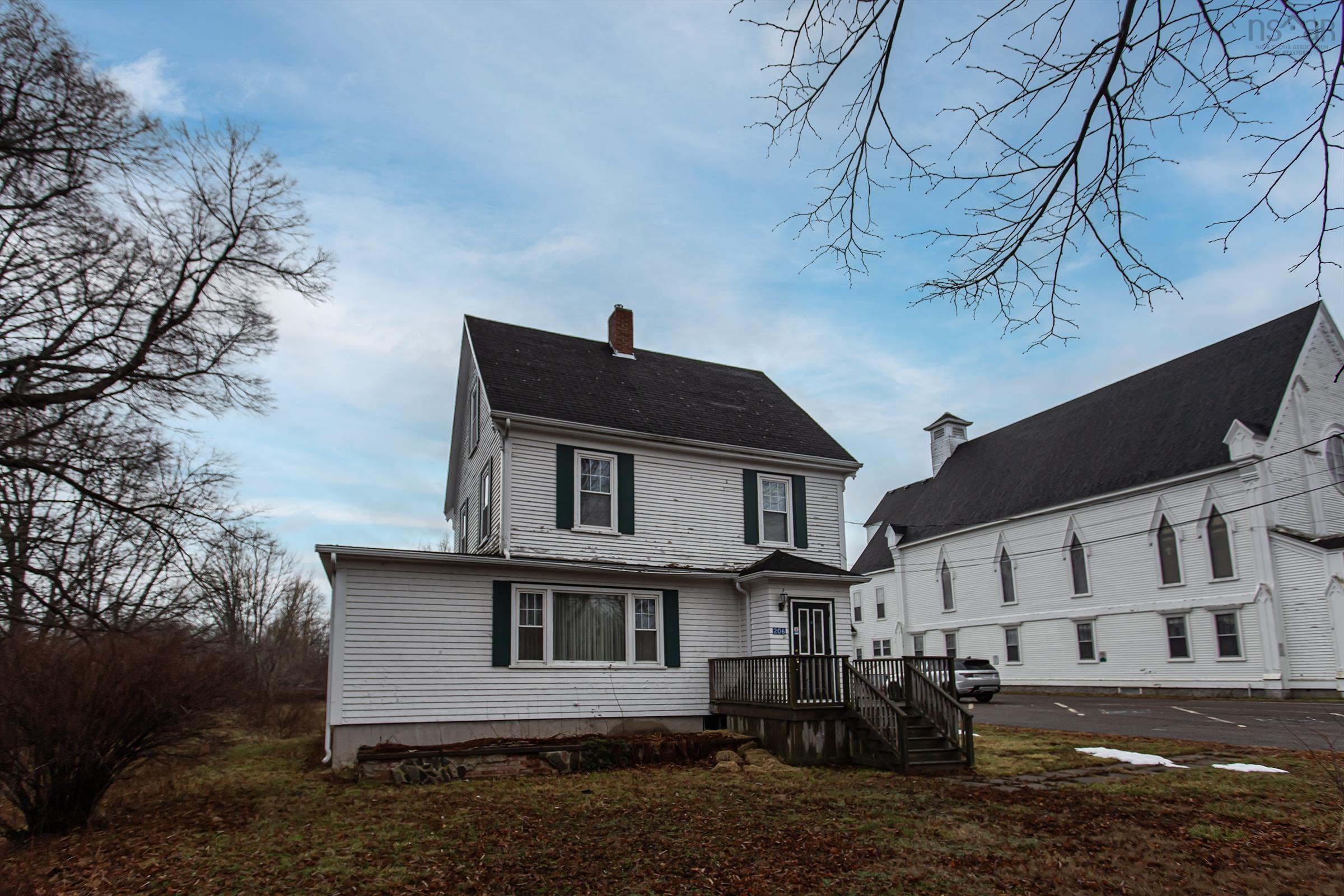 $225,000.00: 206 Main Street, Middleton