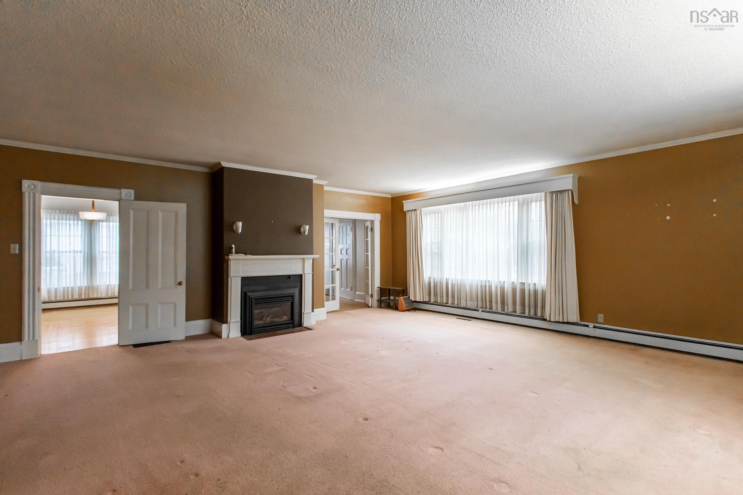 $225,000.00: 206 Main Street, Middleton