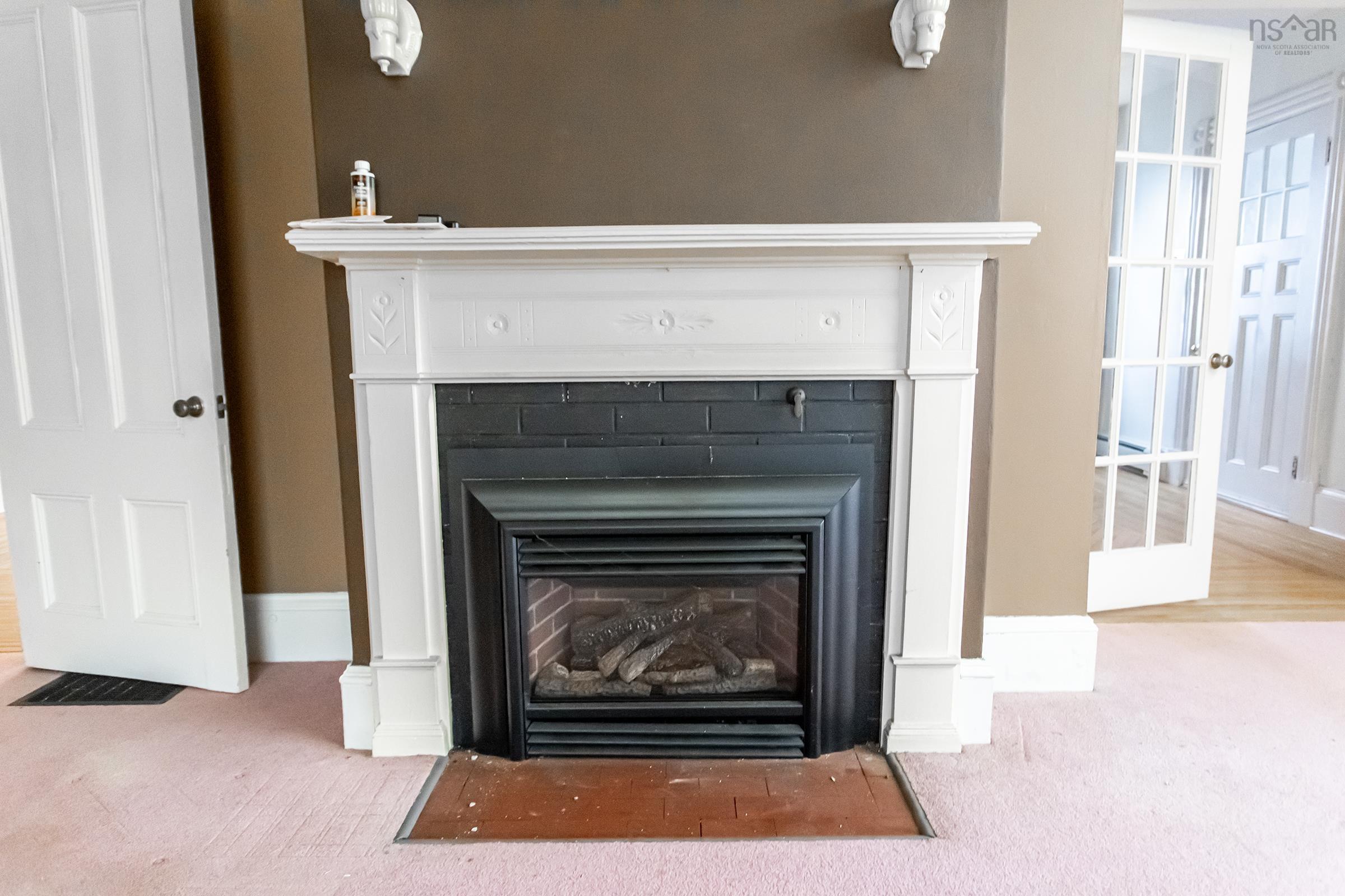 $225,000.00: 206 Main Street, Middleton