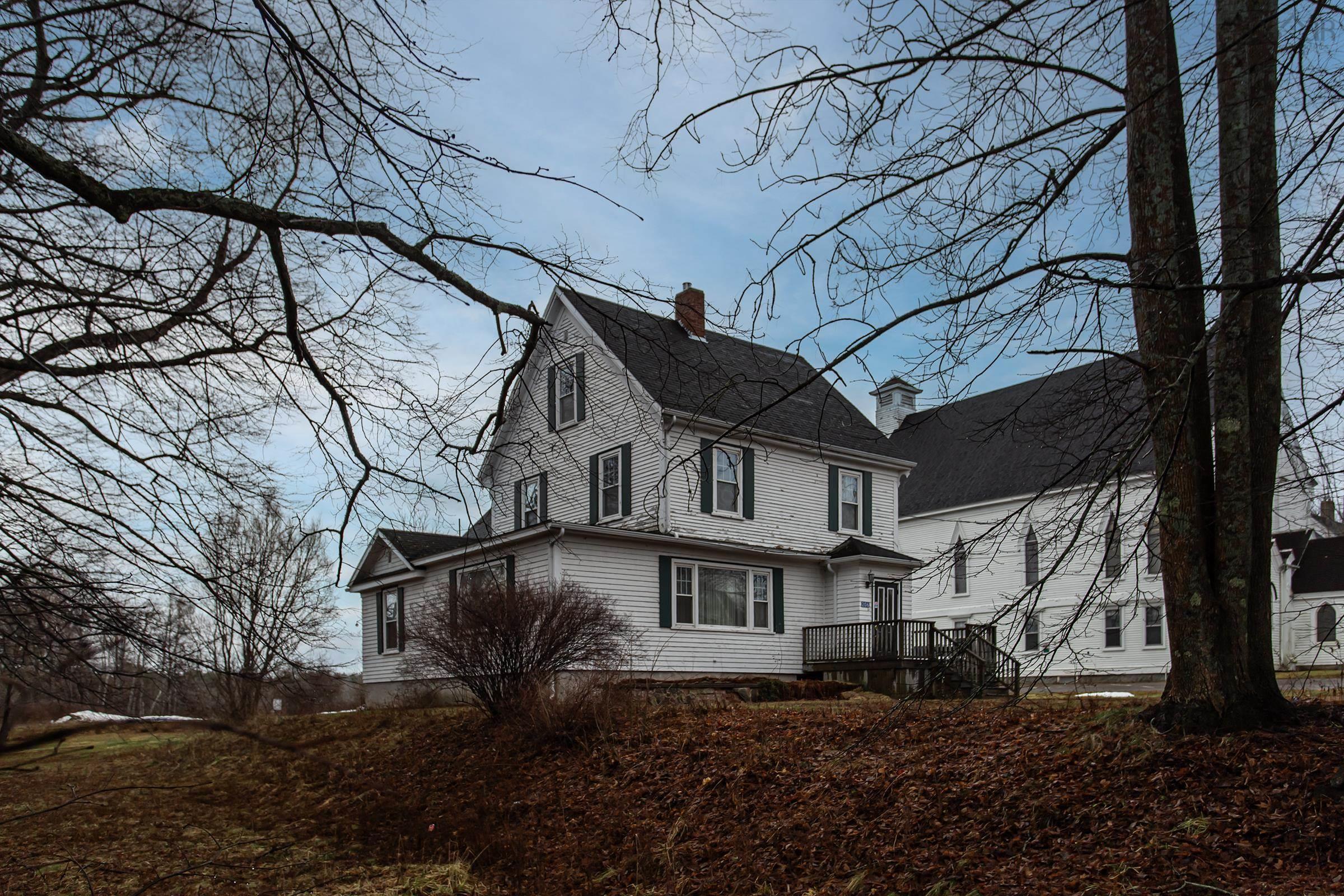 $225,000.00: 206 Main Street, Middleton