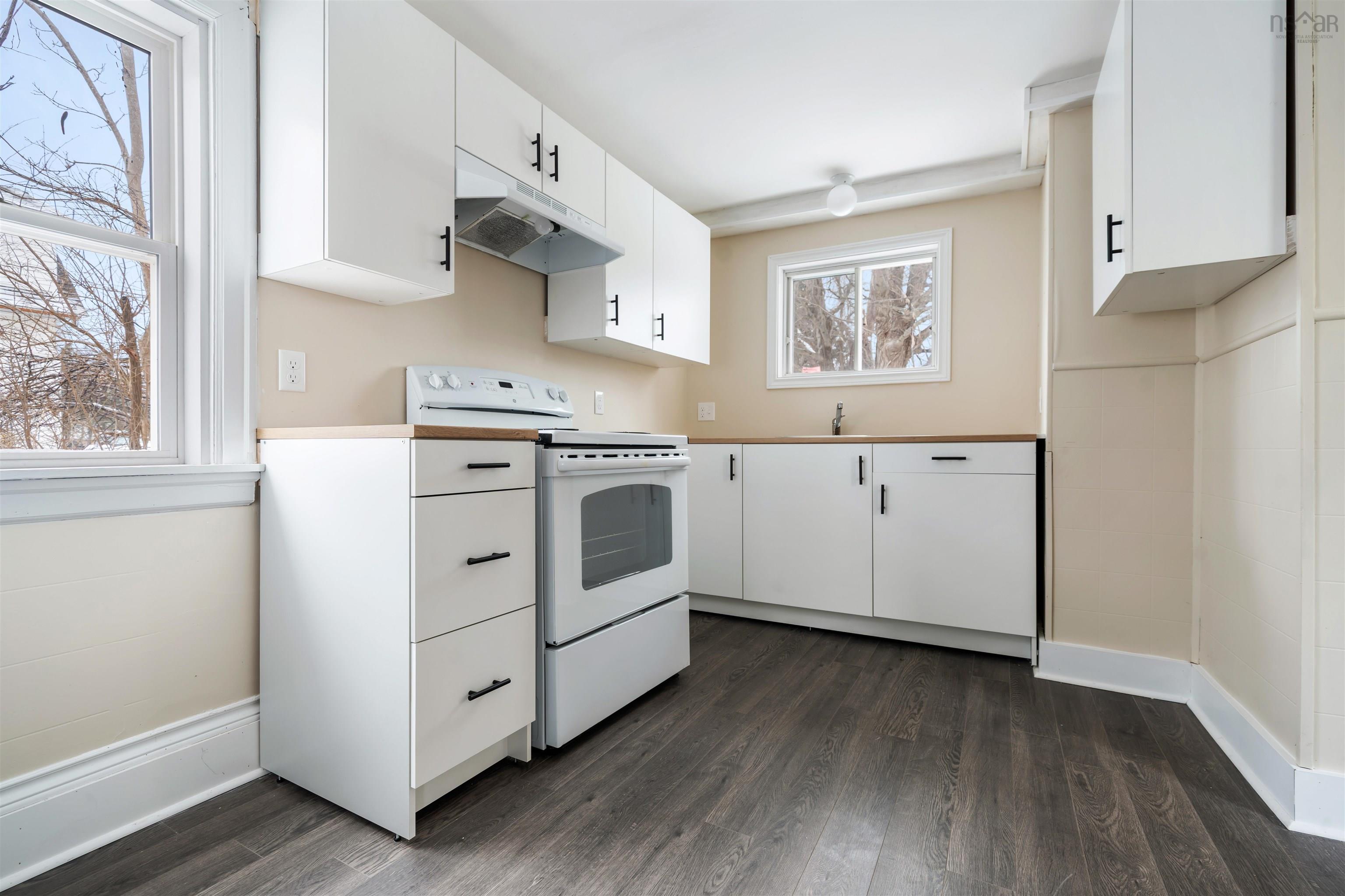 $339,000.00: 34 A & B St Mary