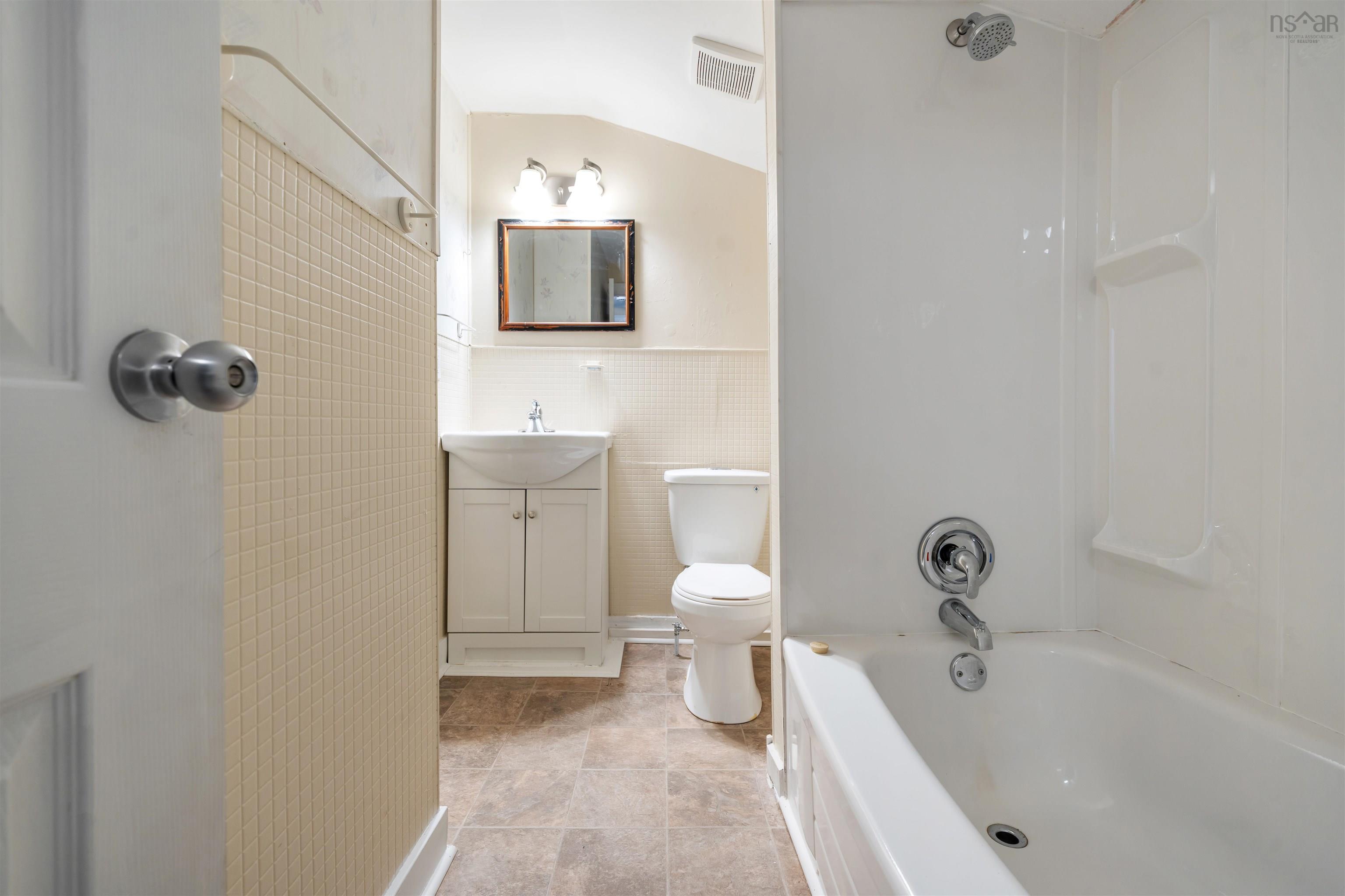 $339,000.00: 34 A & B St Mary