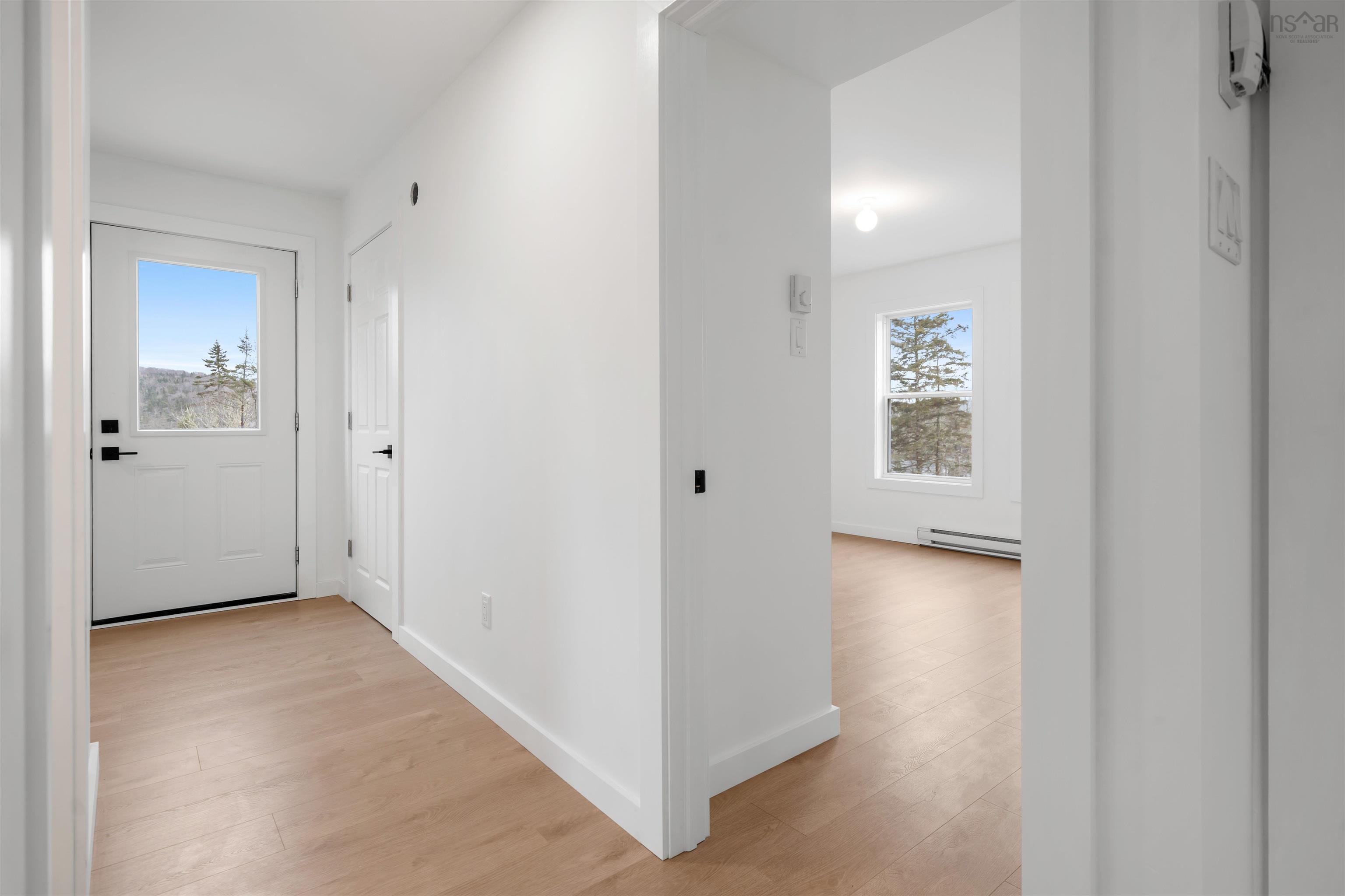 $559,900.00: 120 Old Road Hill, Sherbrooke