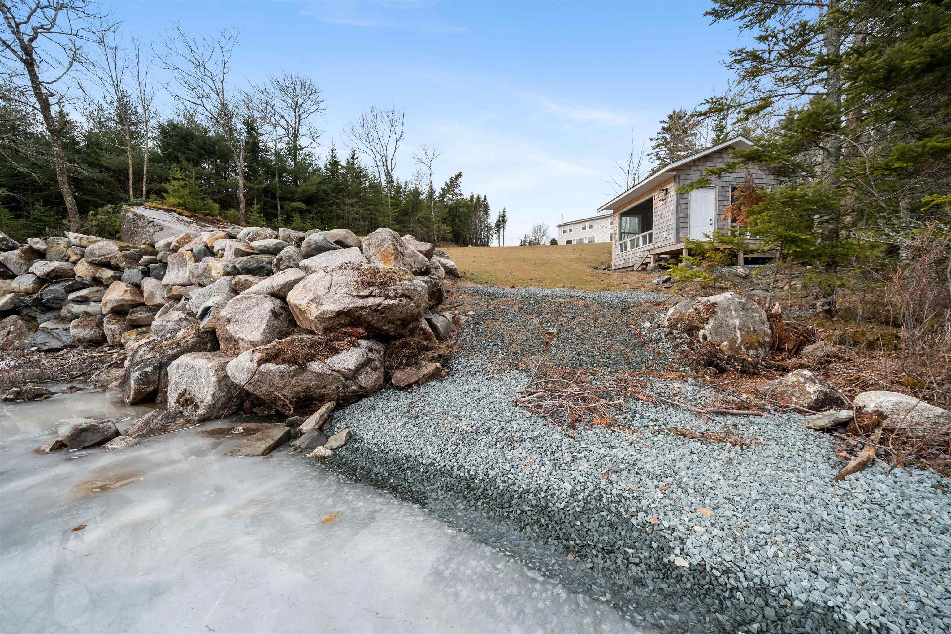 $559,900.00: 120 Old Road Hill, Sherbrooke