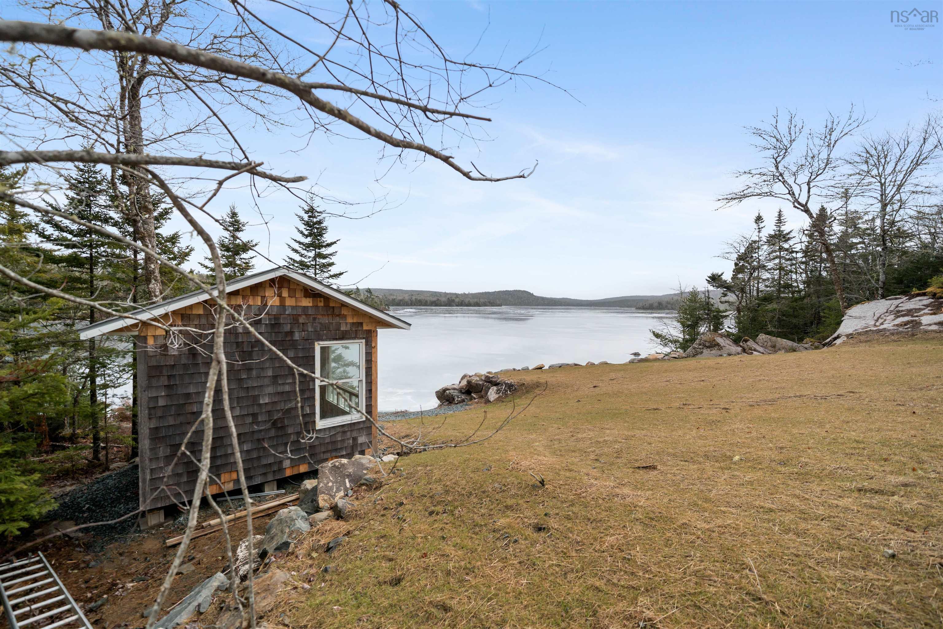 $559,900.00: 120 Old Road Hill, Sherbrooke