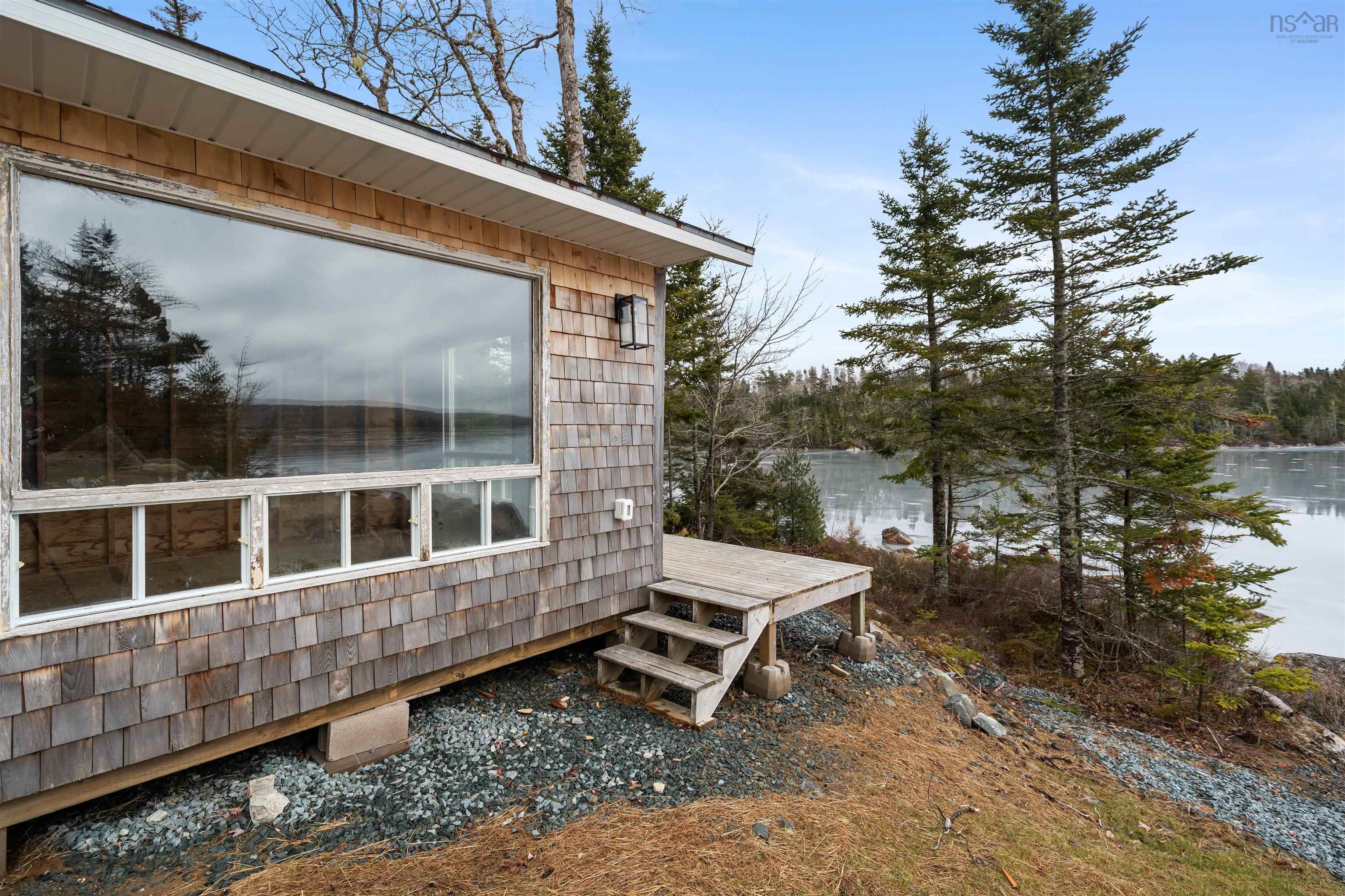 $559,900.00: 120 Old Road Hill, Sherbrooke