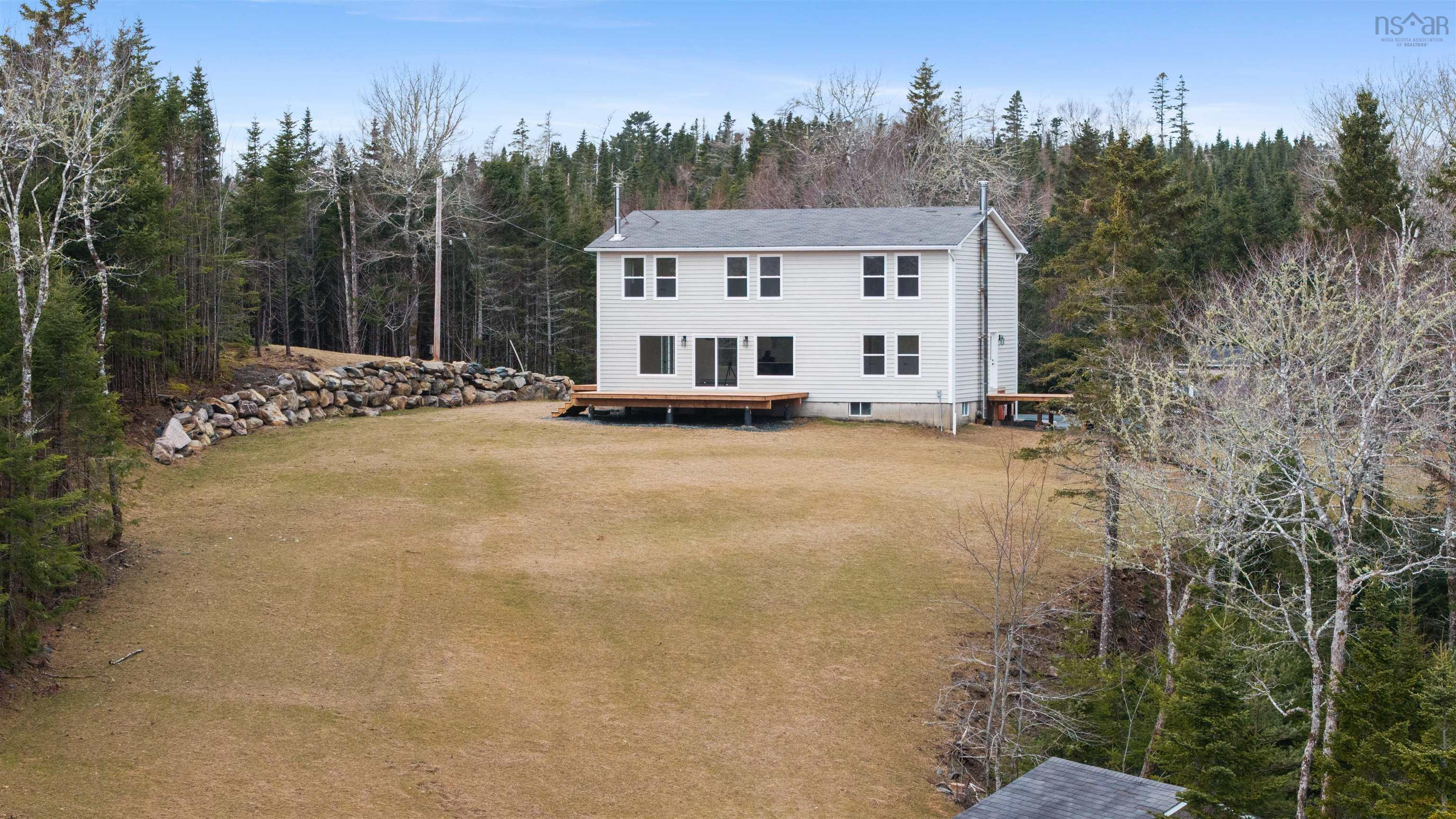 $559,900.00: 120 Old Road Hill, Sherbrooke