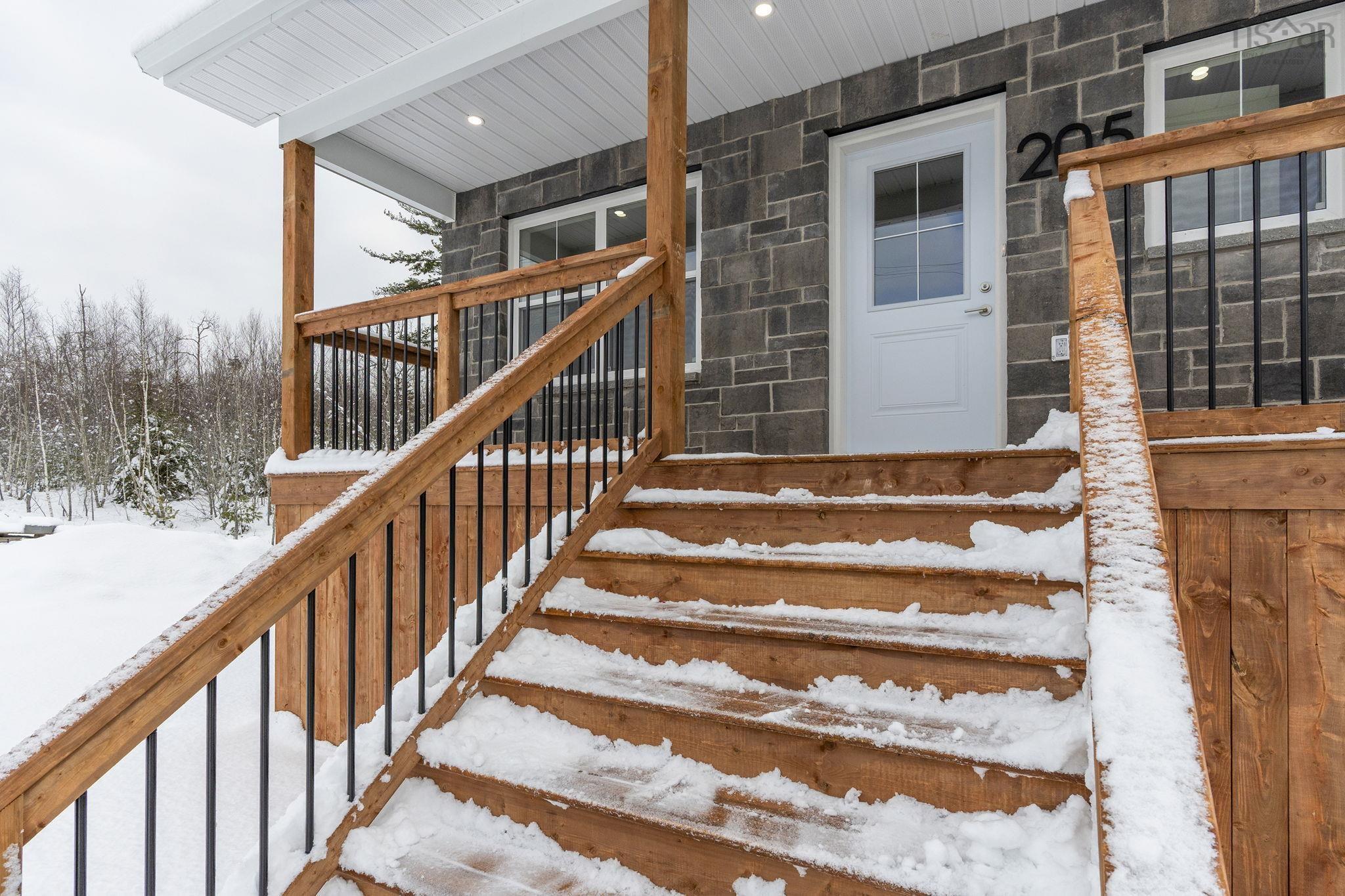 Da-60 205 Darner Drive, Beaver Bank, NS (MLS 202601032)