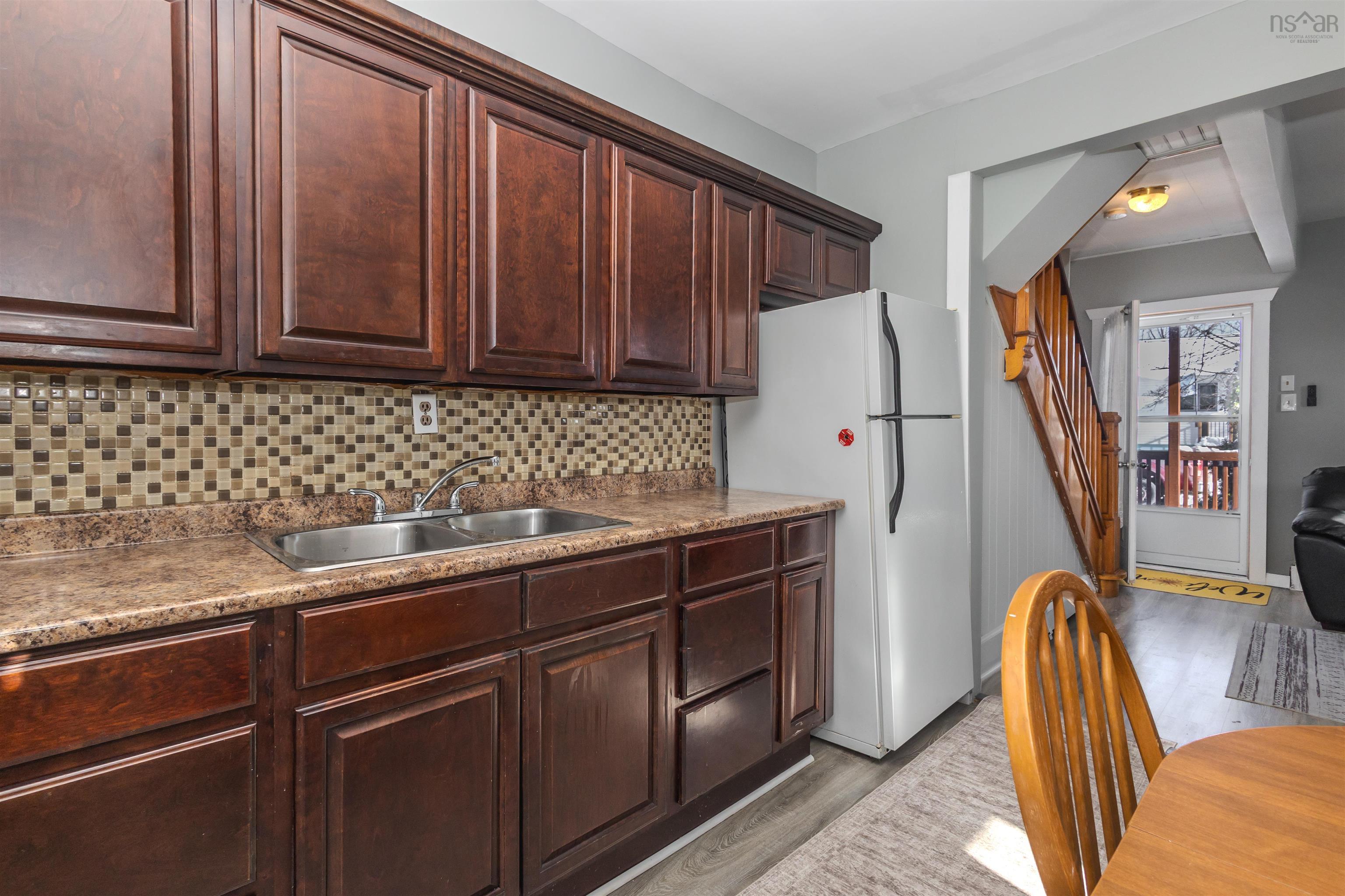 $220,000.00: 192-194 Gatacre Street, Sydney