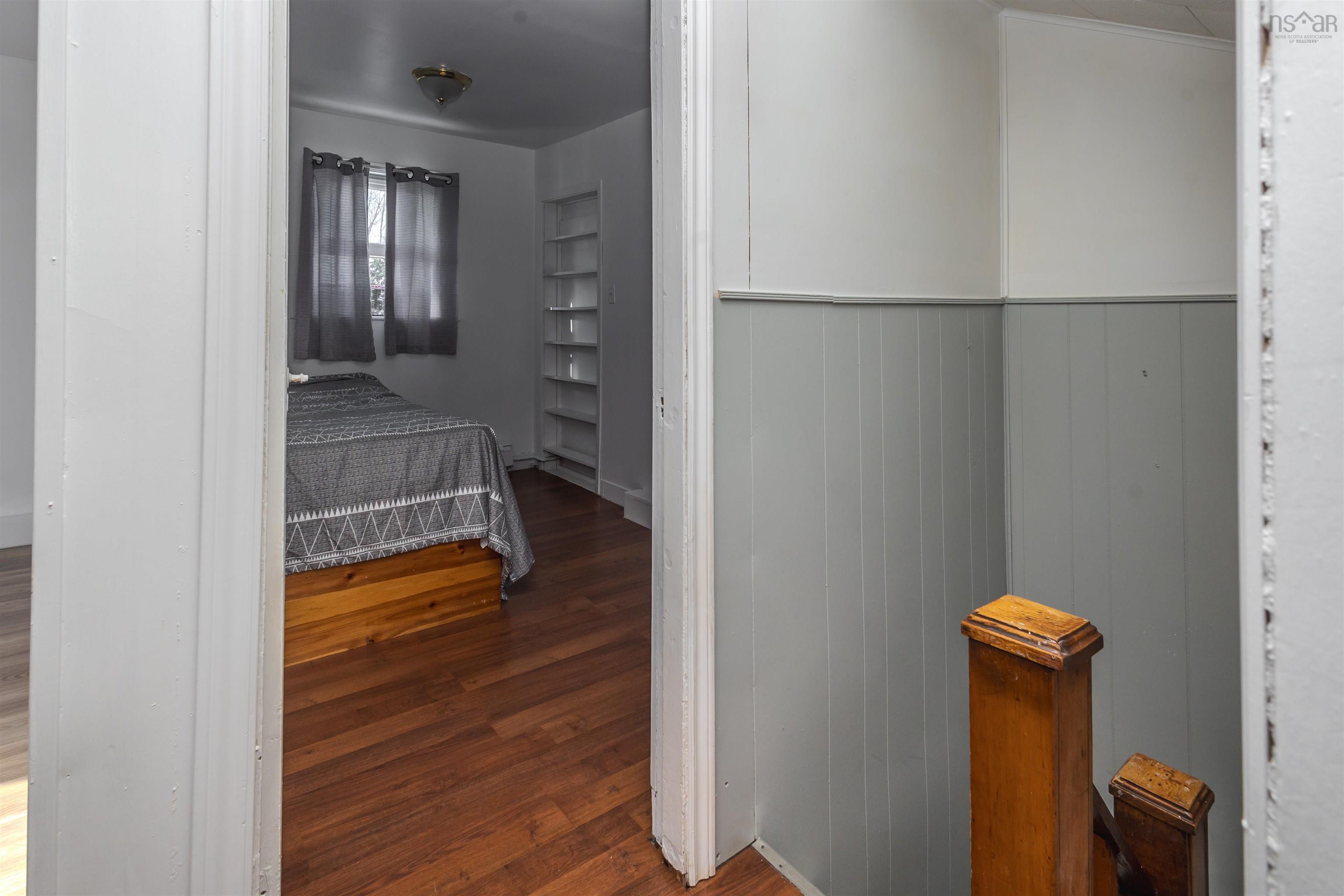 $220,000.00: 192-194 Gatacre Street, Sydney