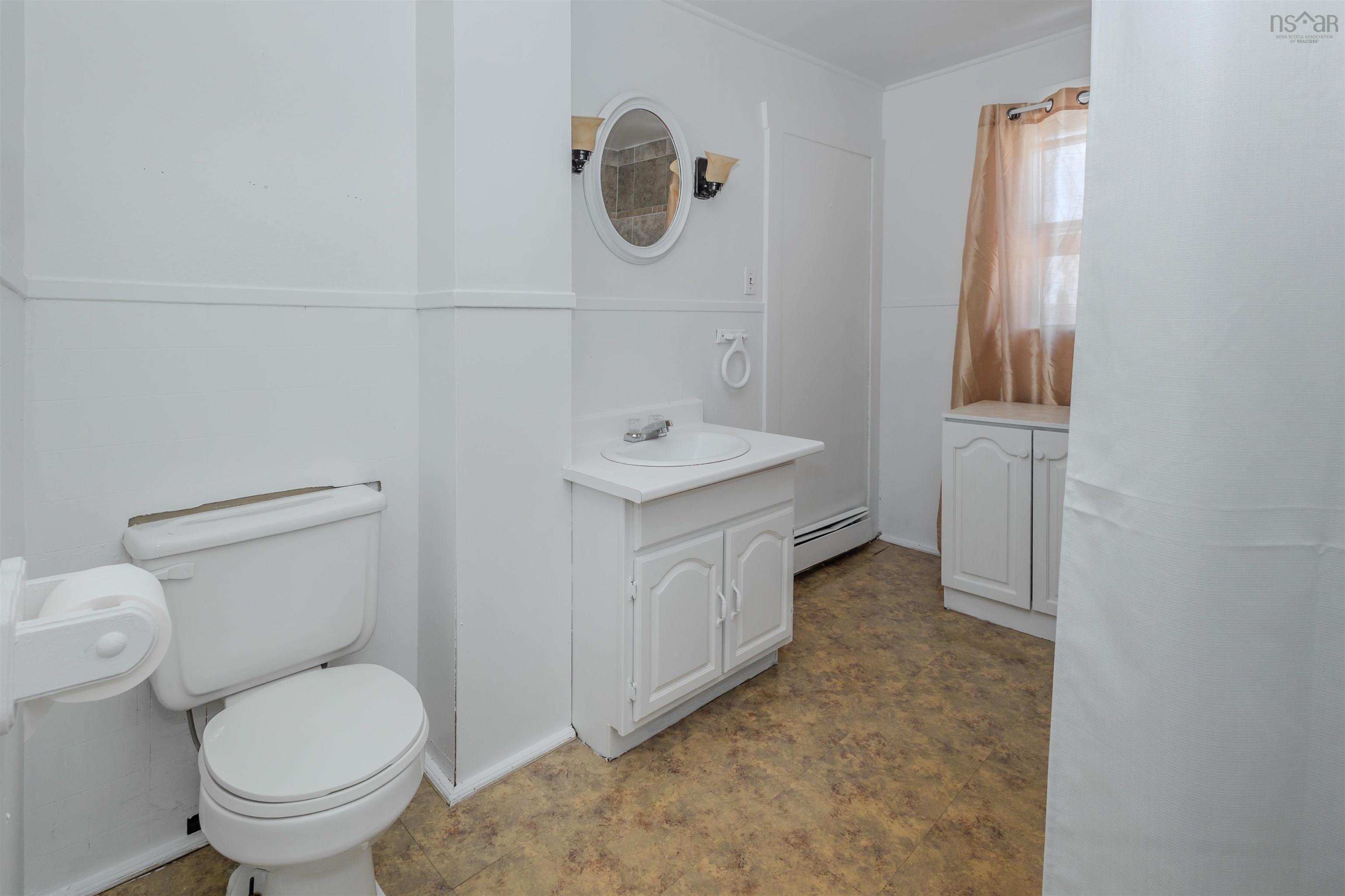 $220,000.00: 192-194 Gatacre Street, Sydney