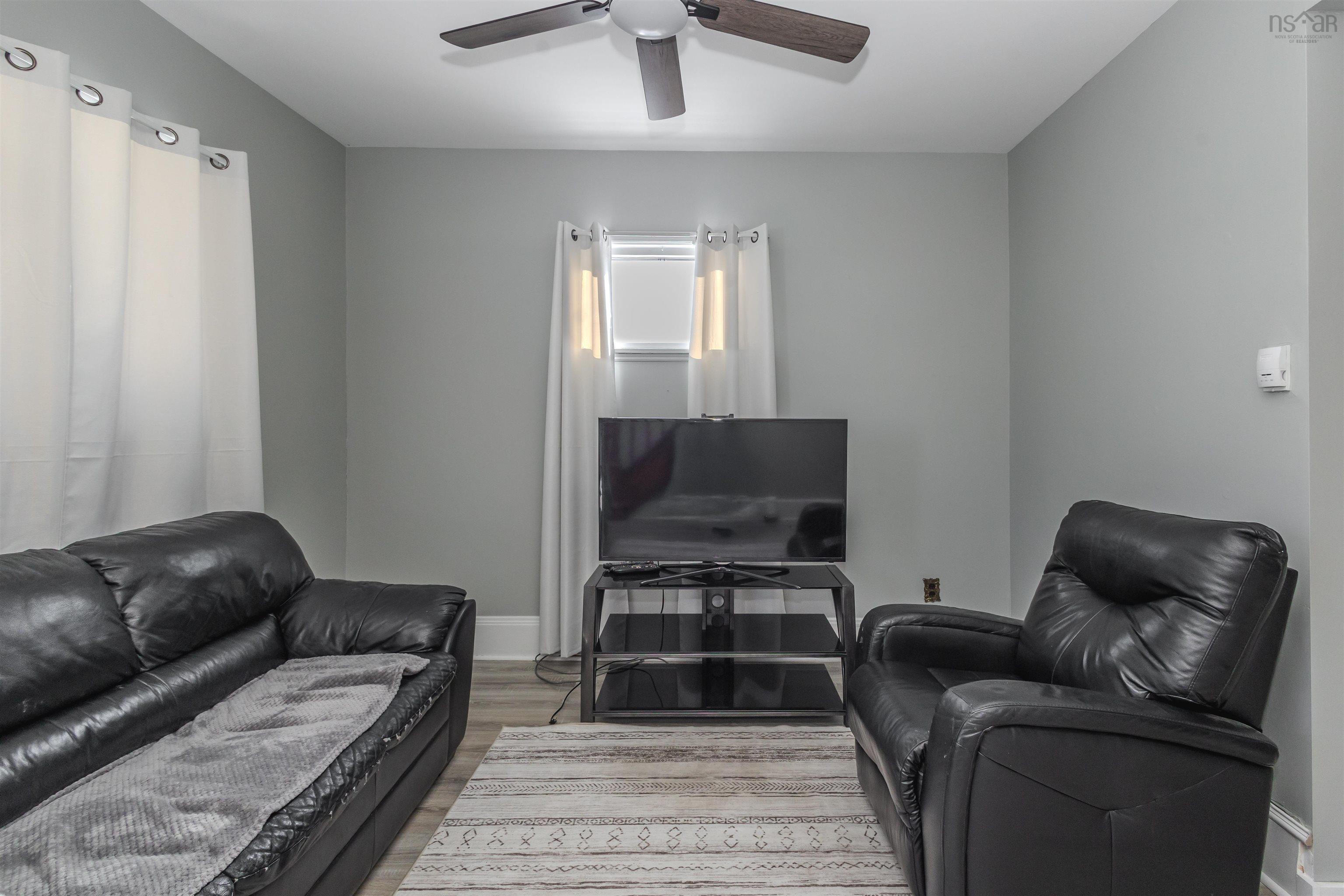 $220,000.00: 192-194 Gatacre Street, Sydney