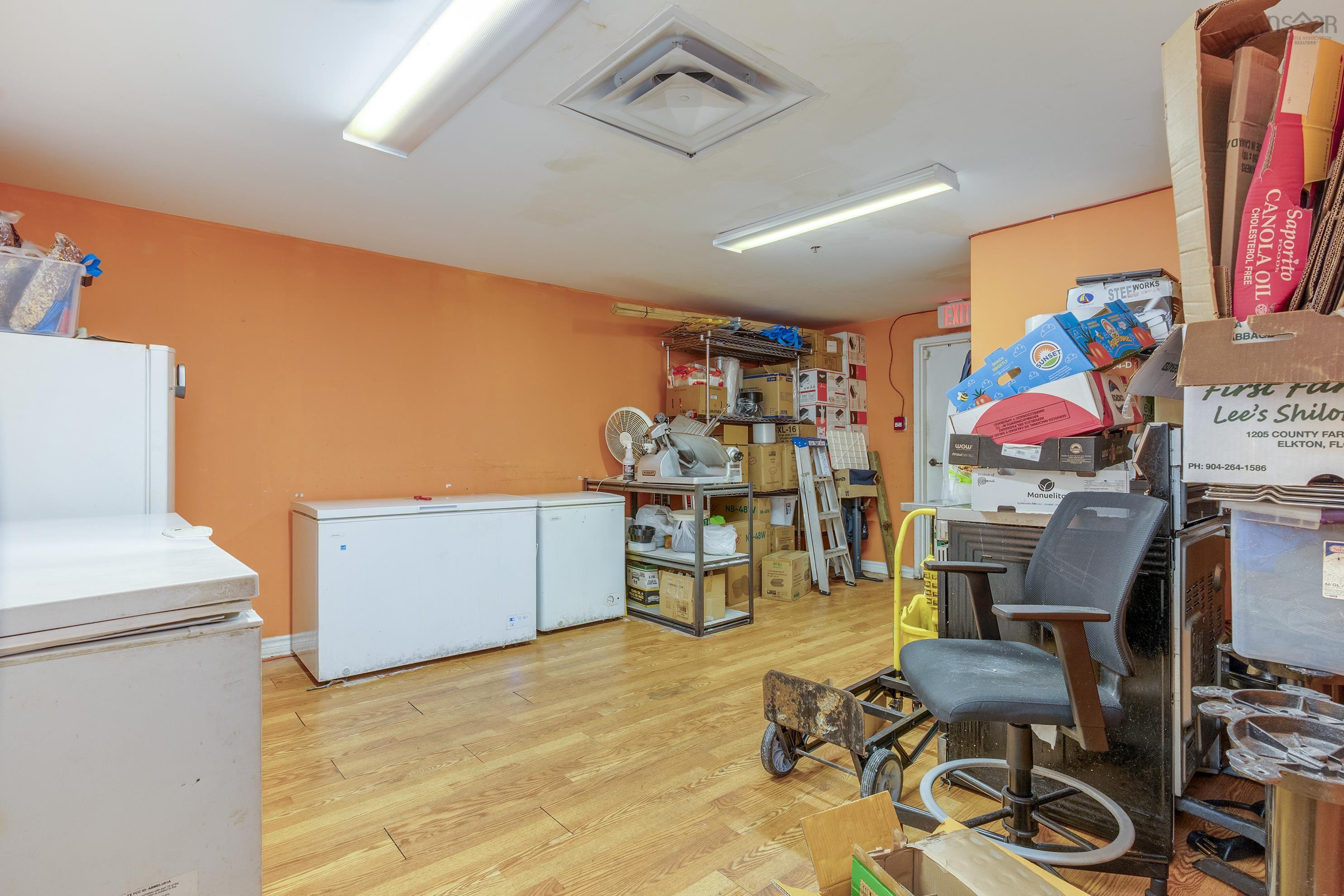 1075 Queen Street, Halifax Peninsula, NS (MLS 202601156)