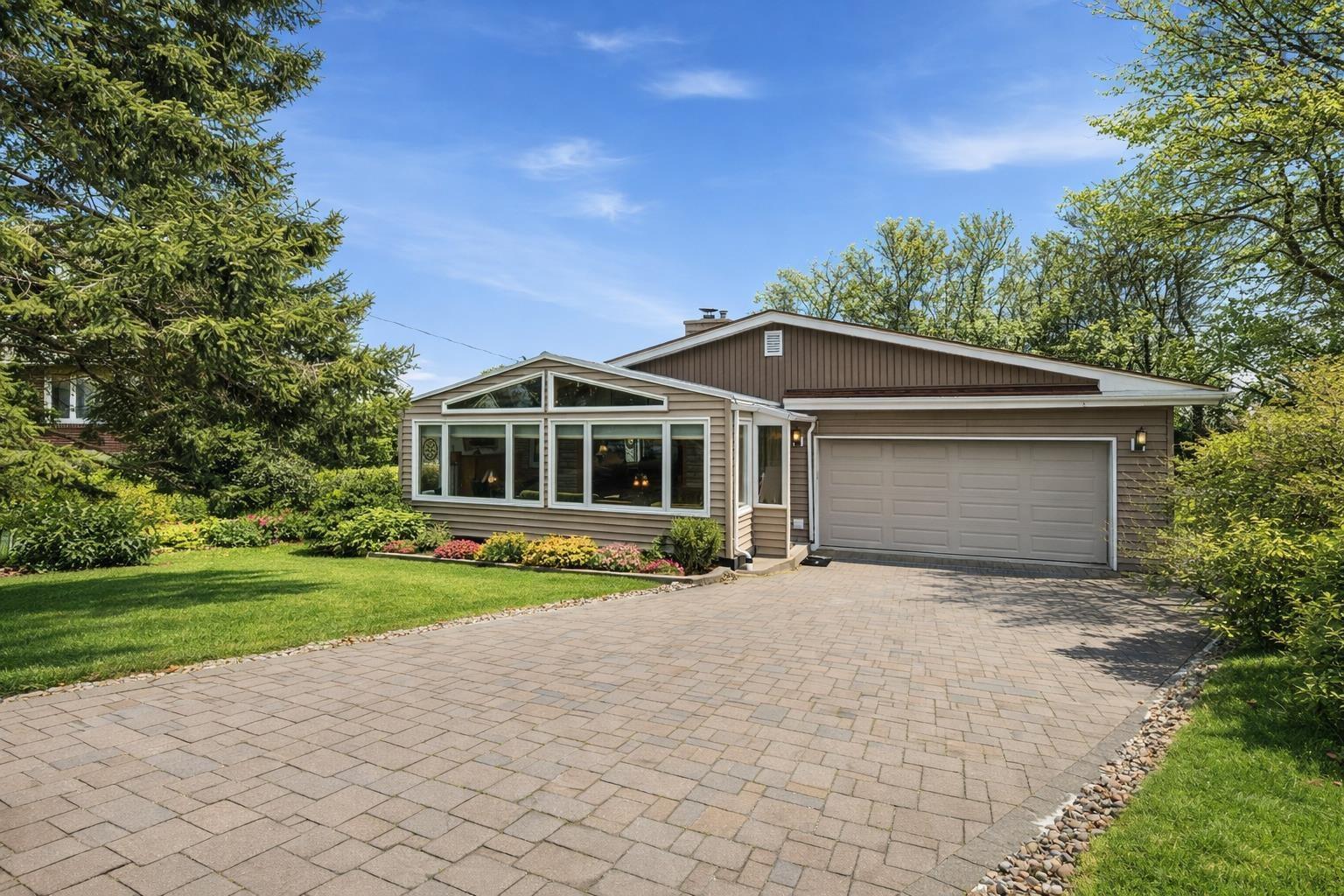 $859,900.00: 12 Canary Crescent, Halifax