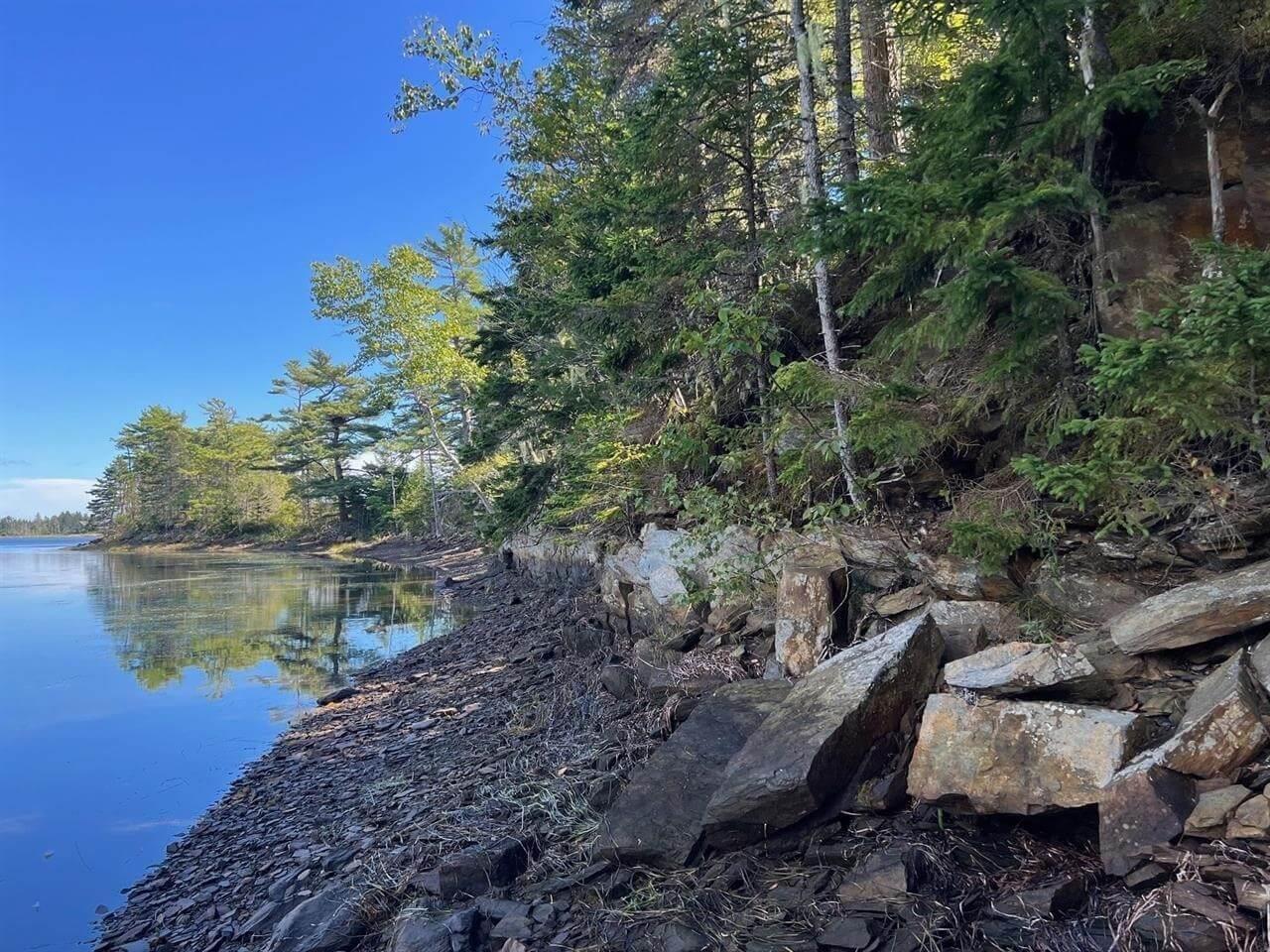 $200,000.00: Lot 5 Cooks Brook, Bayport