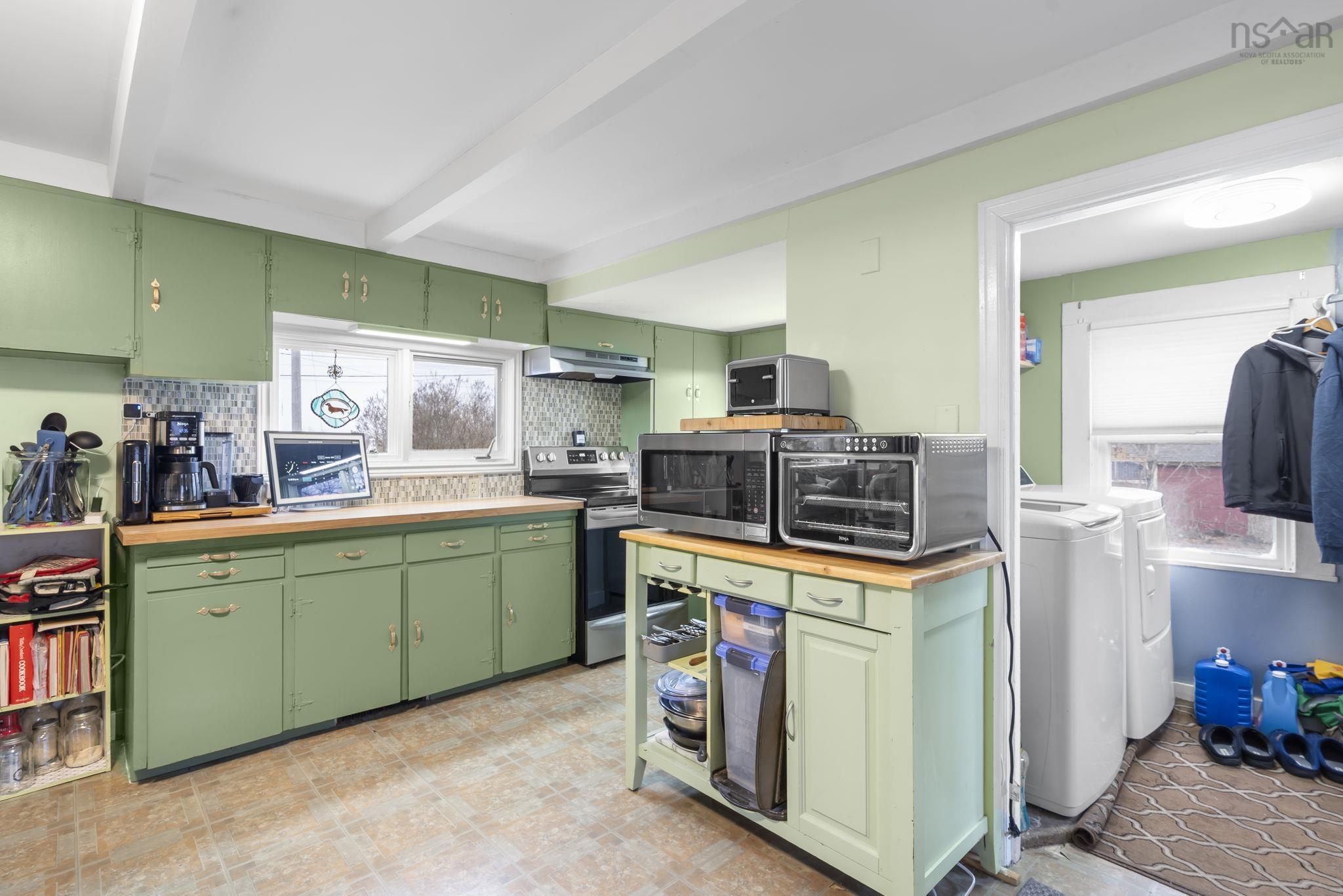 $399,000.00: 301 Town Road, Falmouth