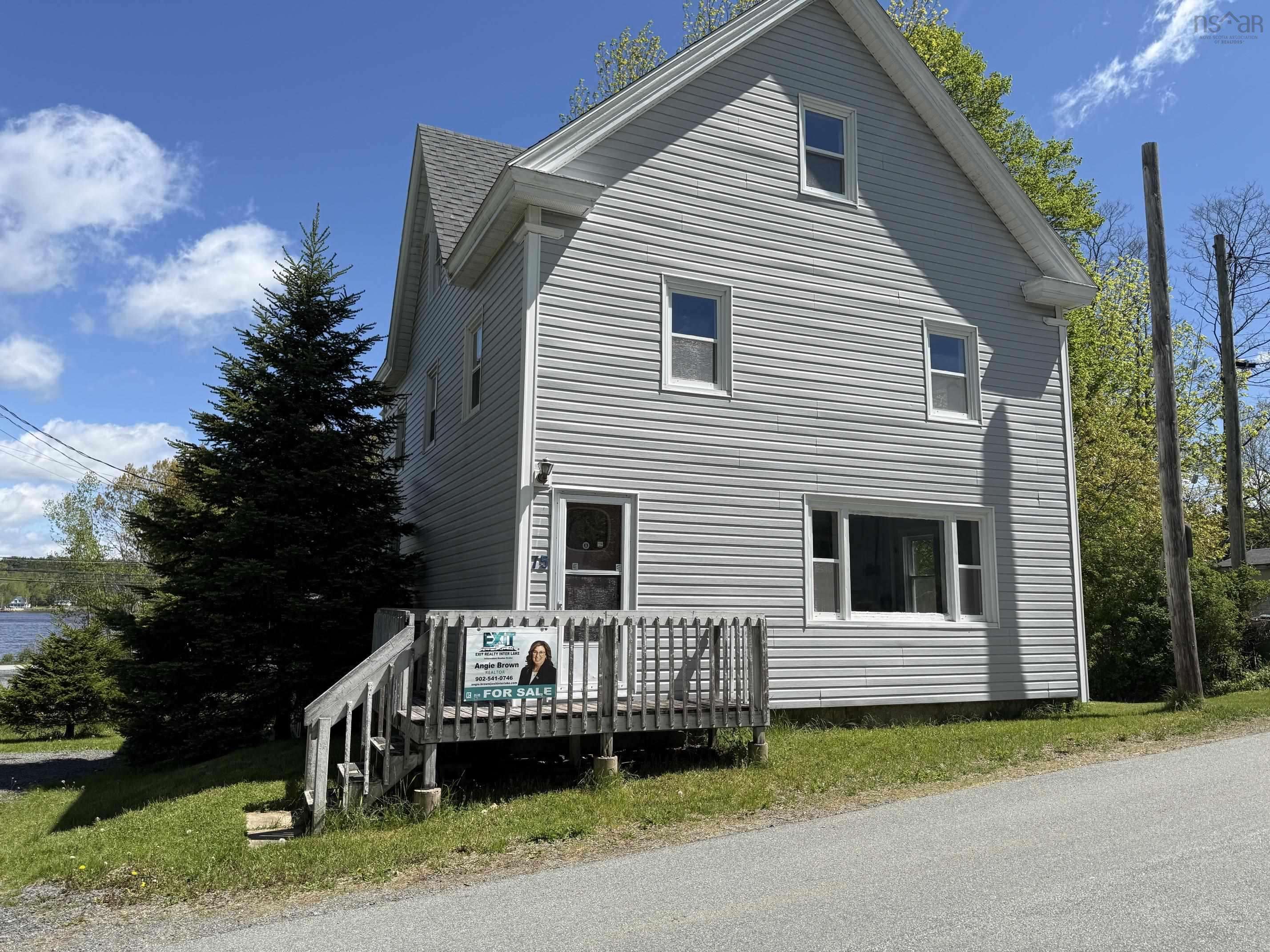 $249,900.00: 75 COVE Road, Conquerall Bank