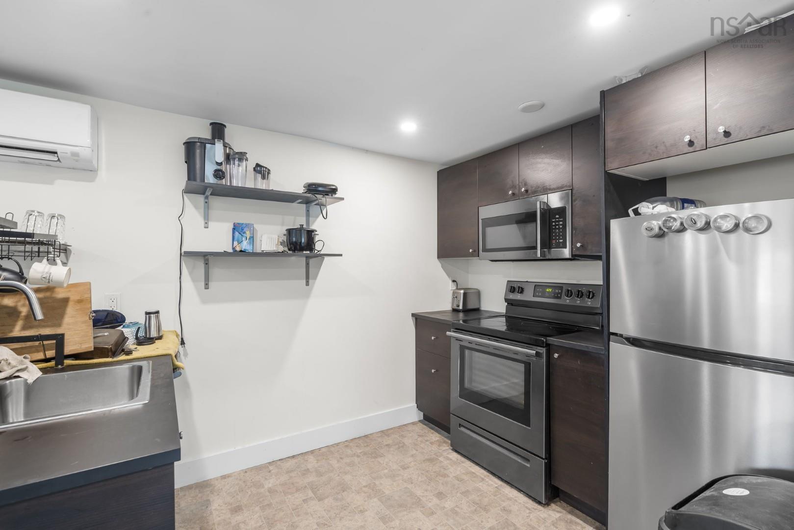 746/748 Old Sambro Road, Harrietsfield, NS (MLS 202601299)