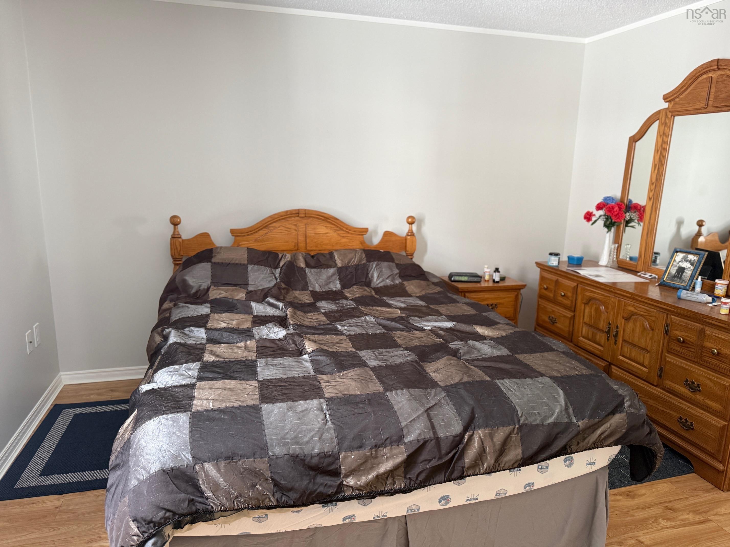 $257,800.00: 174 Sherbrooke Avenue, Bridgewater