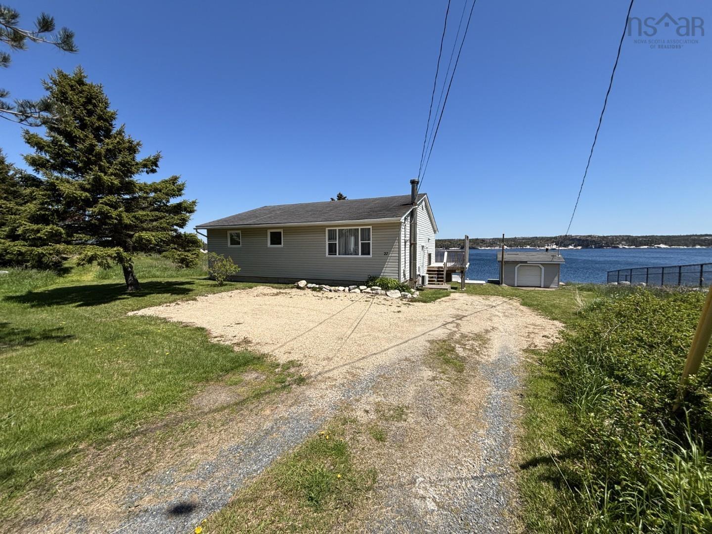 27 Back Lane, Terence Bay, NS (MLS® 202601322)
