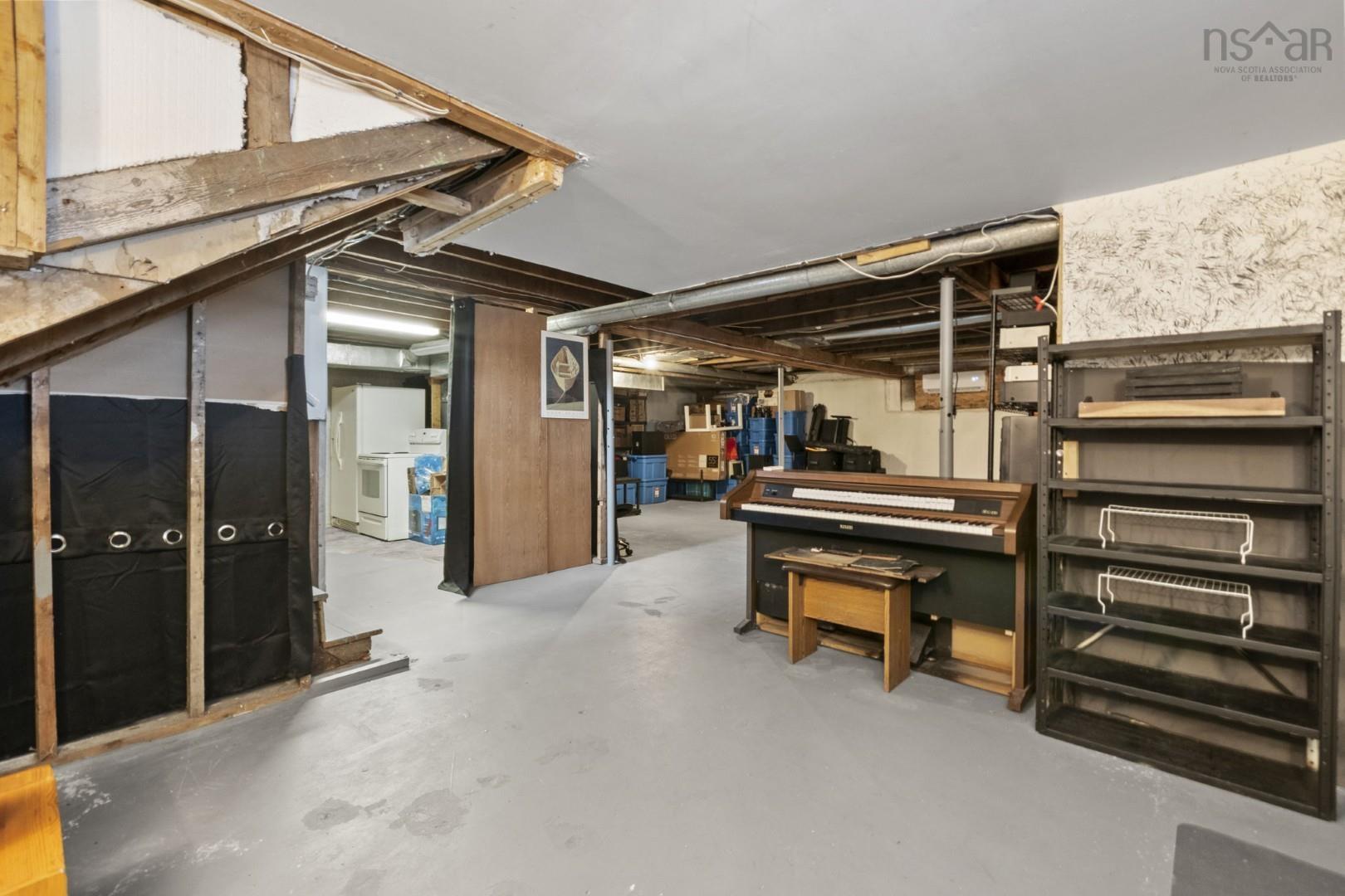 27 Back Lane, Terence Bay, NS (MLS 202601322)