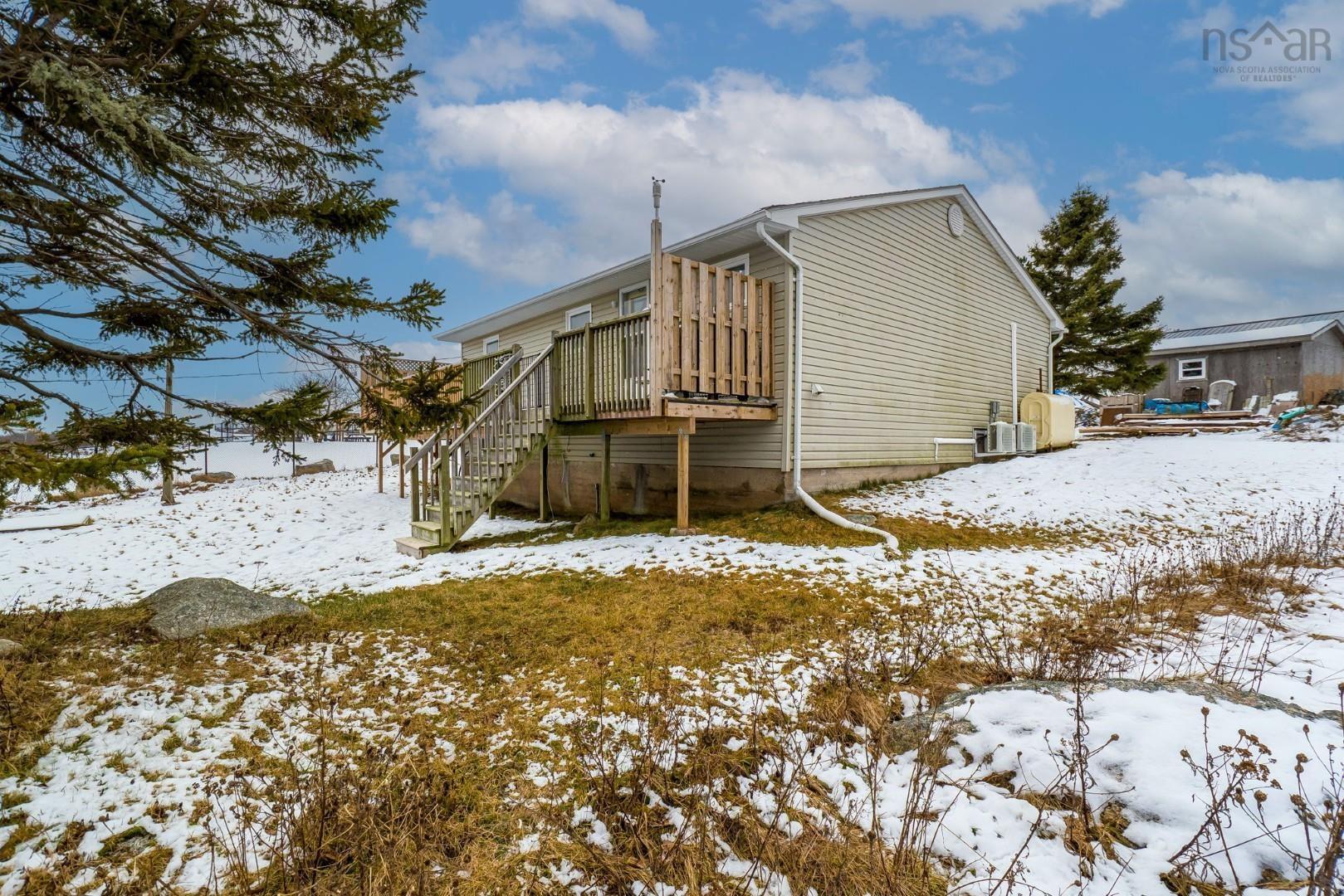 27 Back Lane, Terence Bay, NS (MLS 202601322)