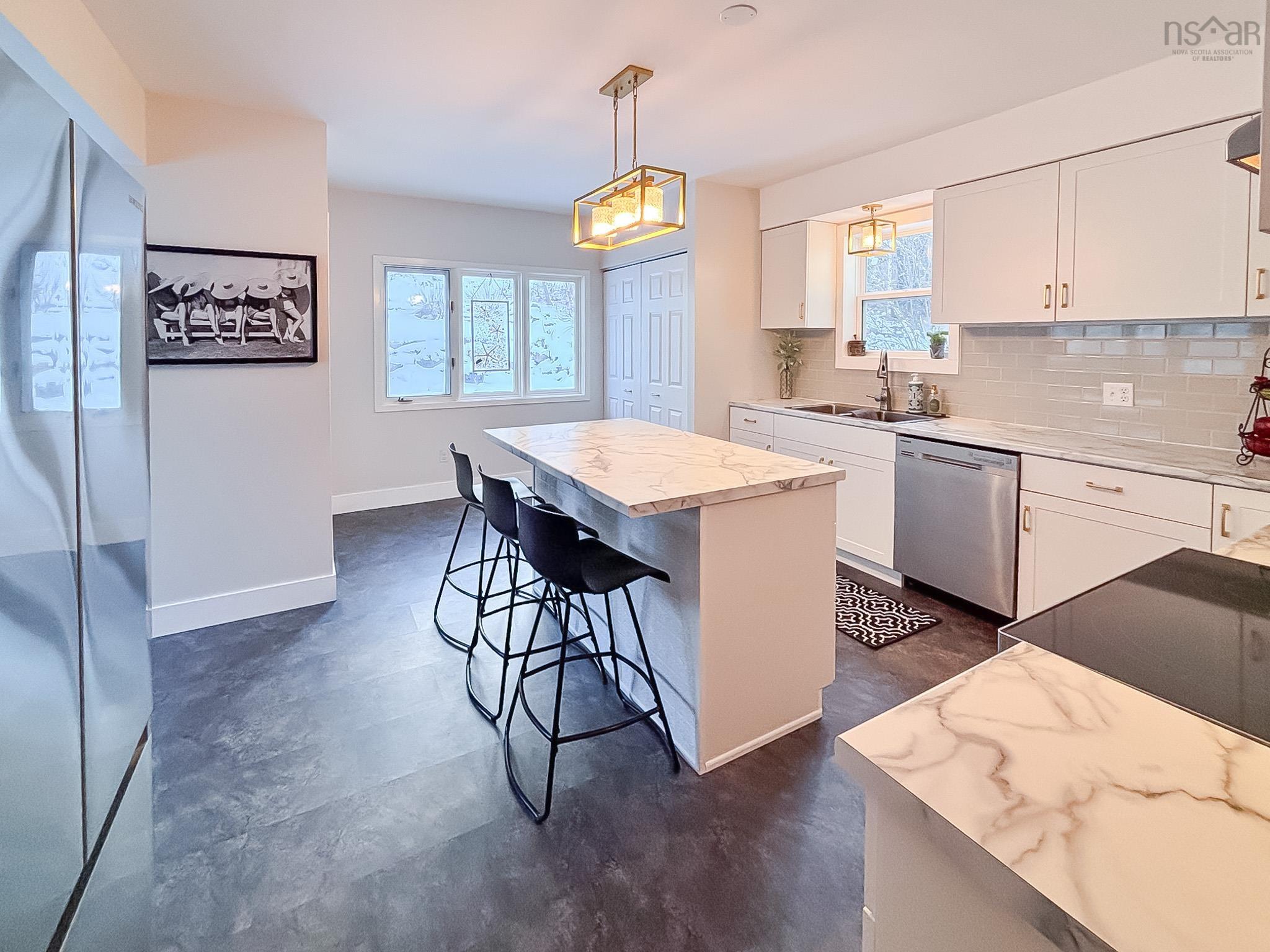 $595,000.00: 3380 Highway 331, Lahave