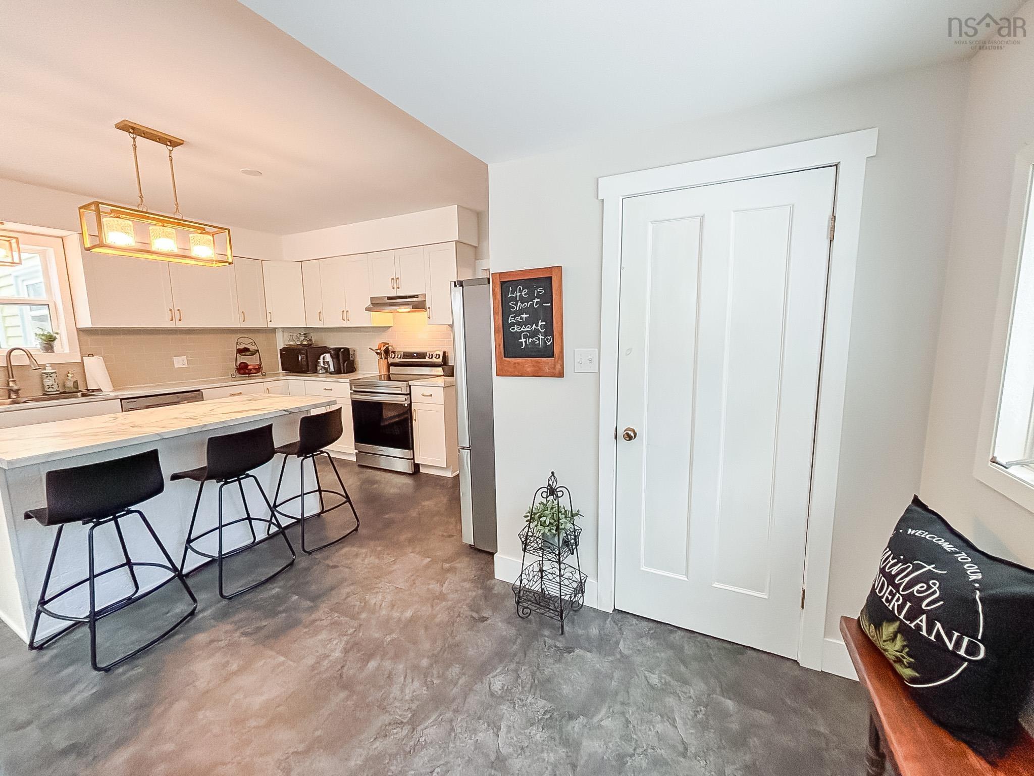 $595,000.00: 3380 Highway 331, Lahave