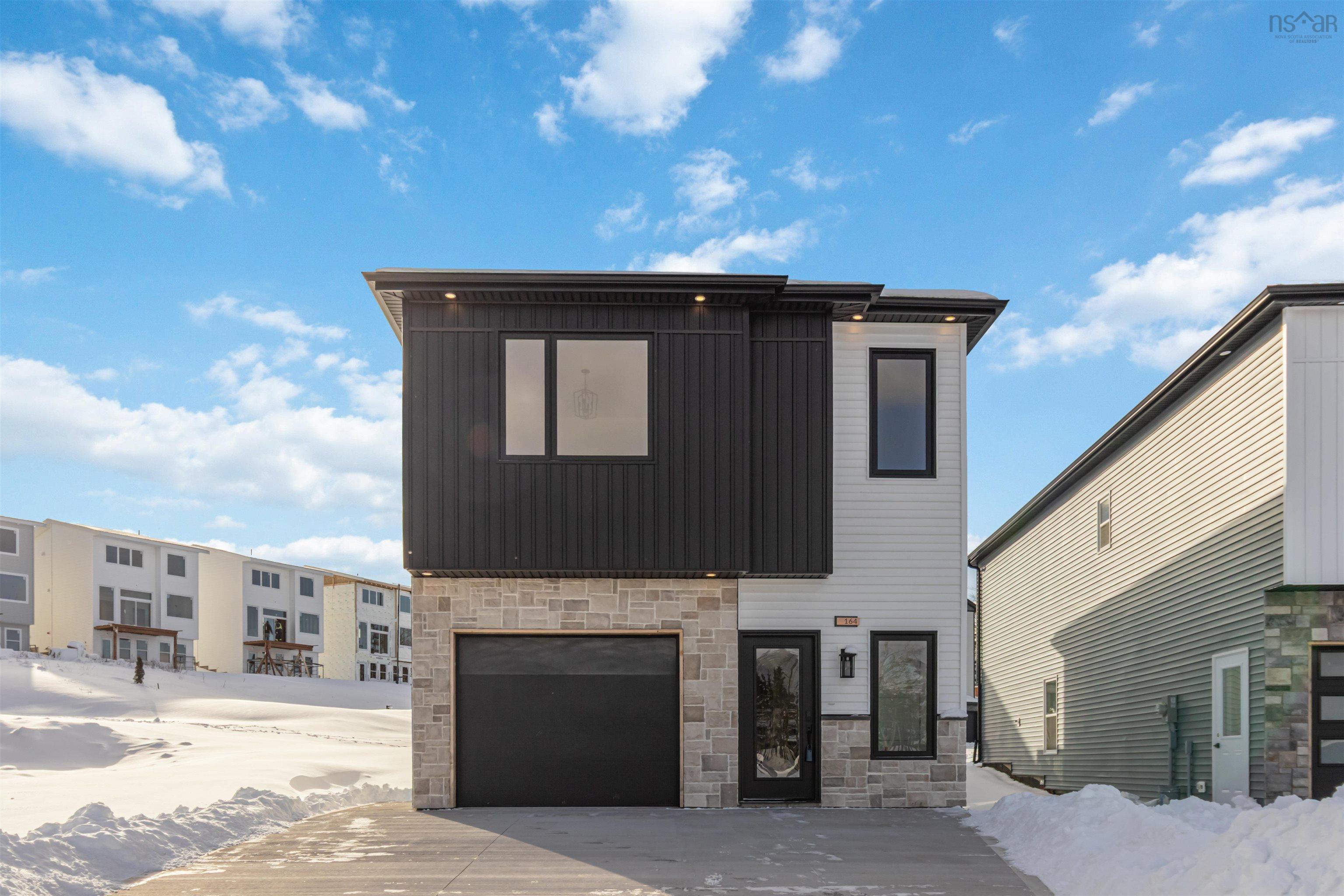 $730,000.00: 164 Provence Way, Timberlea