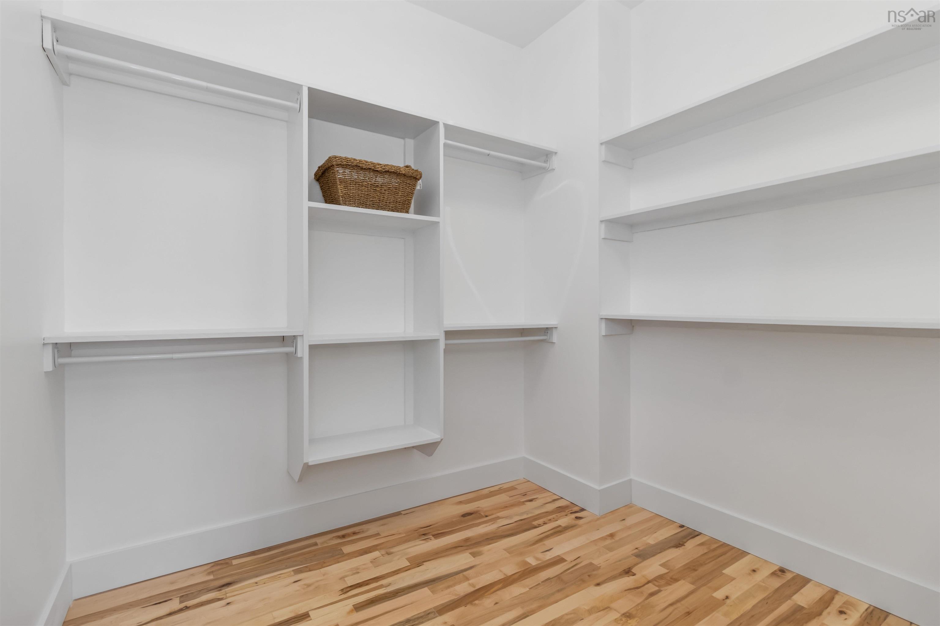 $730,000.00: 164 Provence Way, Timberlea